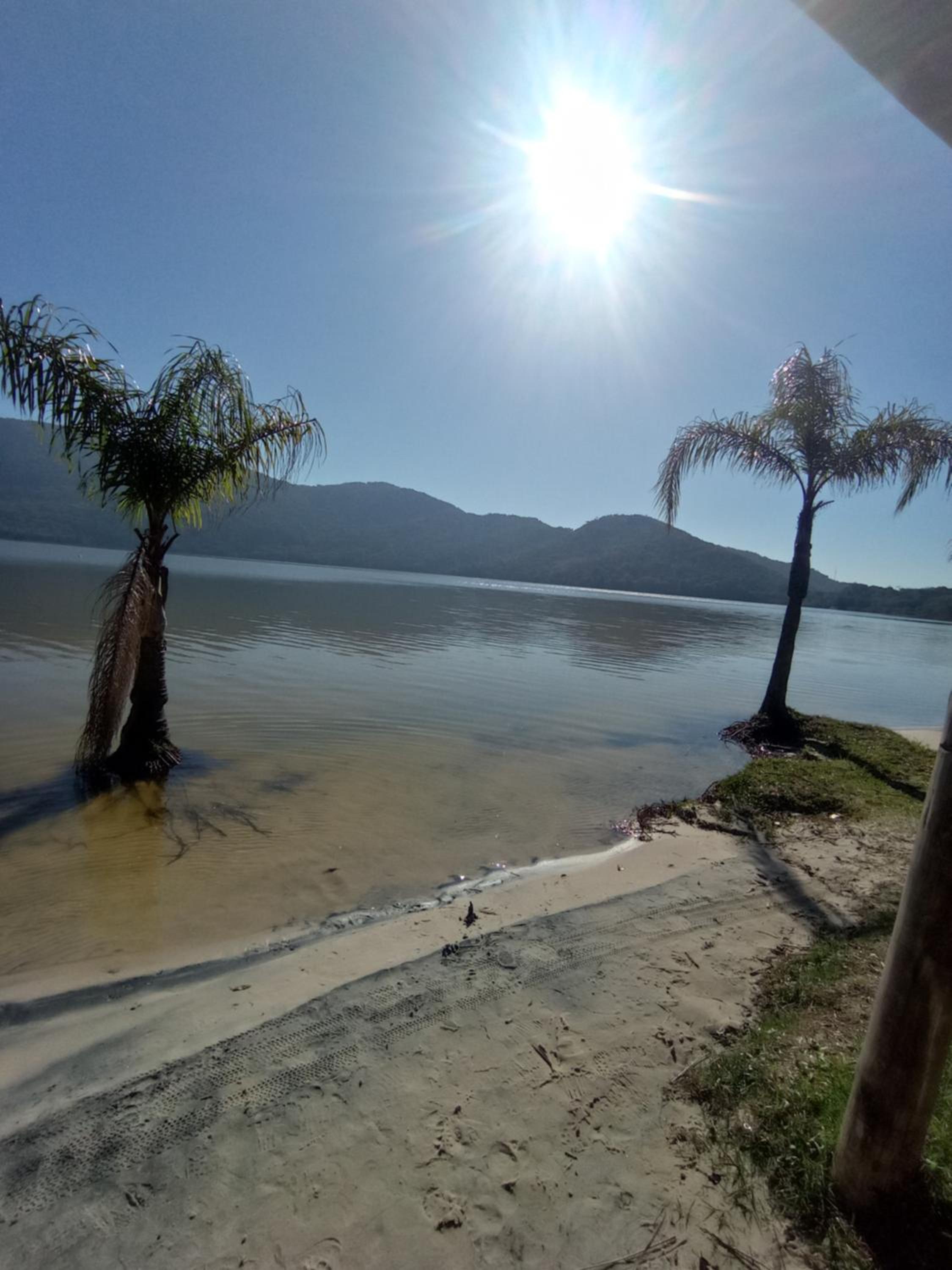 Casa espaçosa à 5min da praia Floripa vista pro mar de 2 até 12 hóspedes