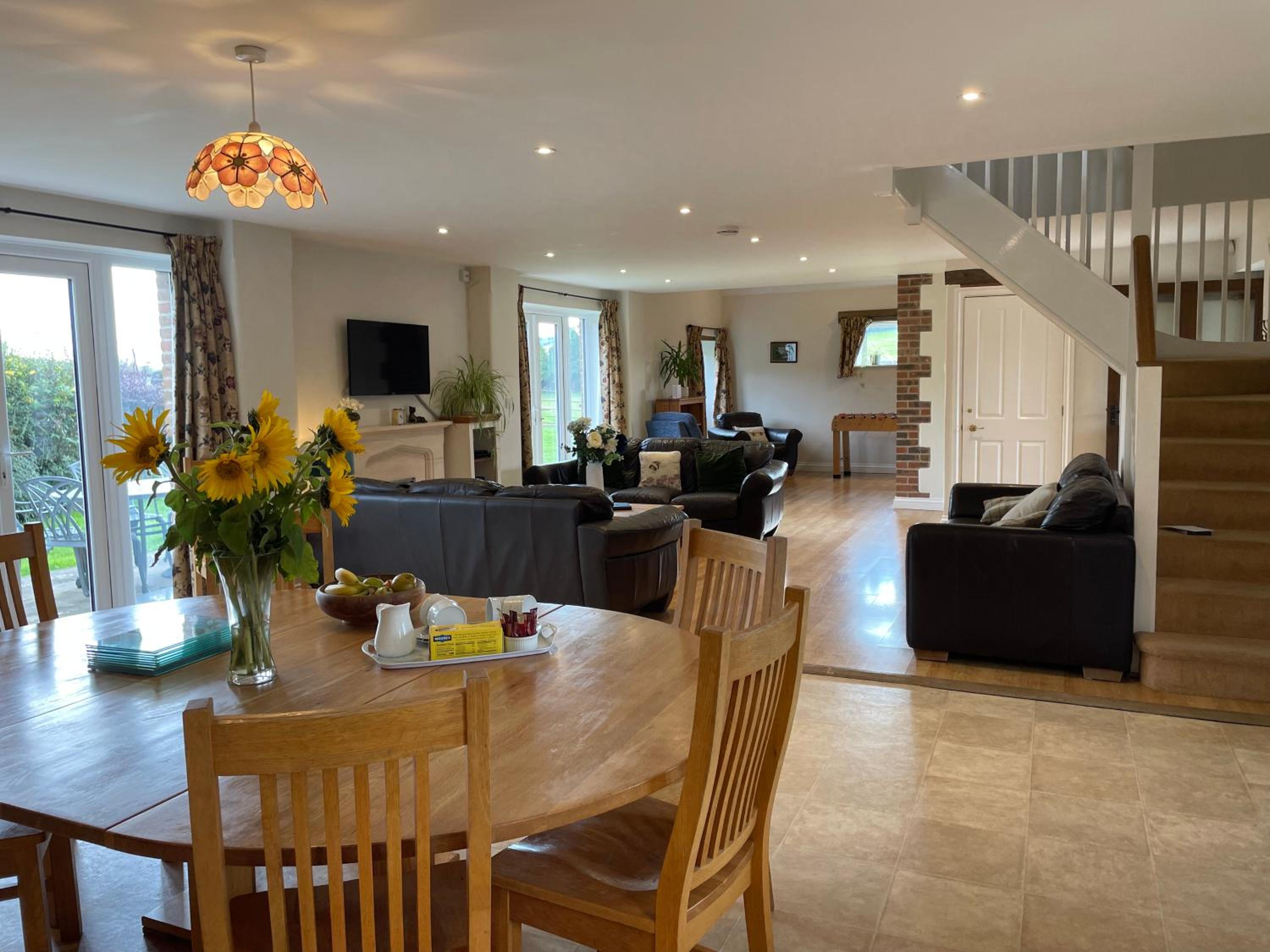Crowthorne, Bookham Court view 4