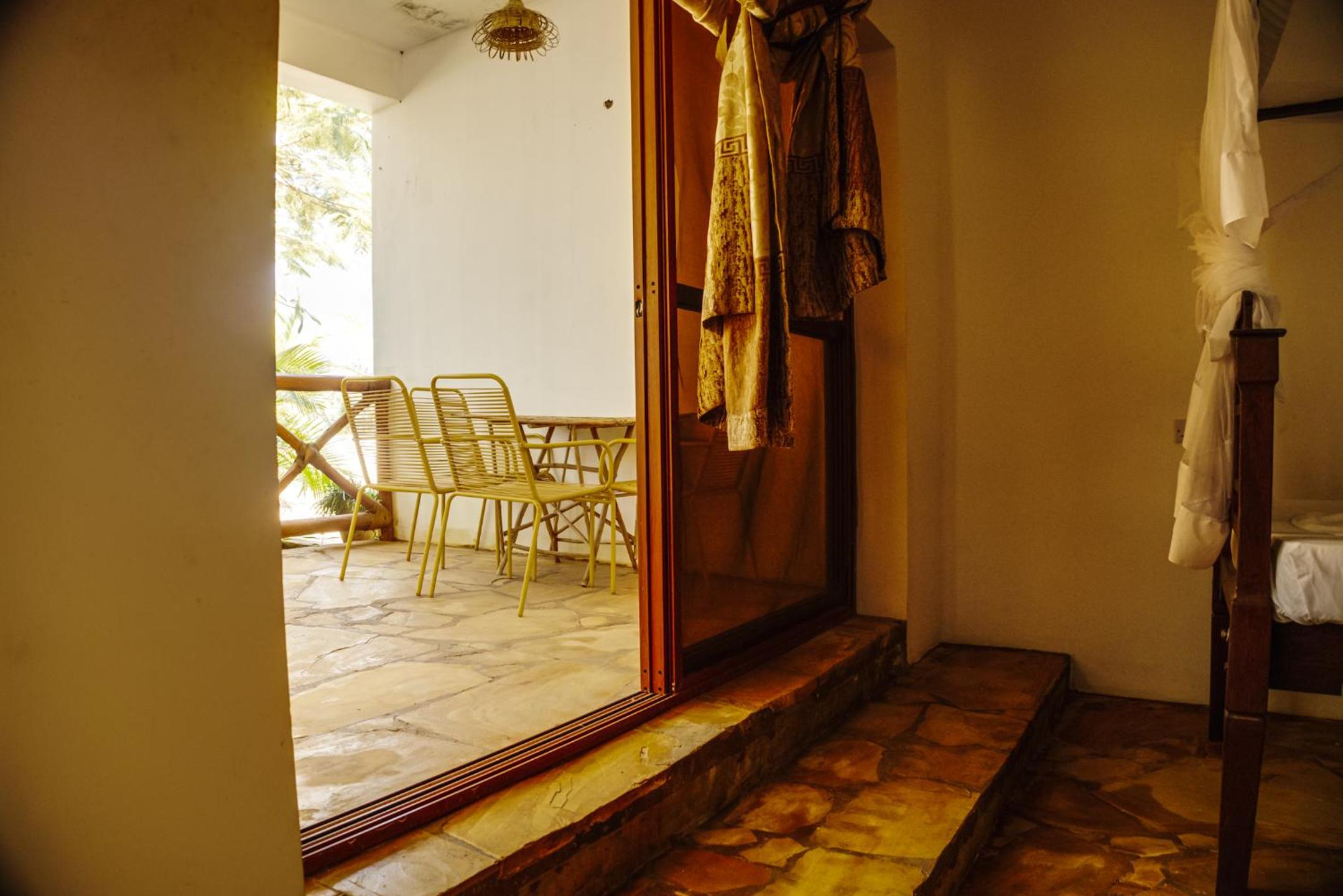 White Pearl Bungalow