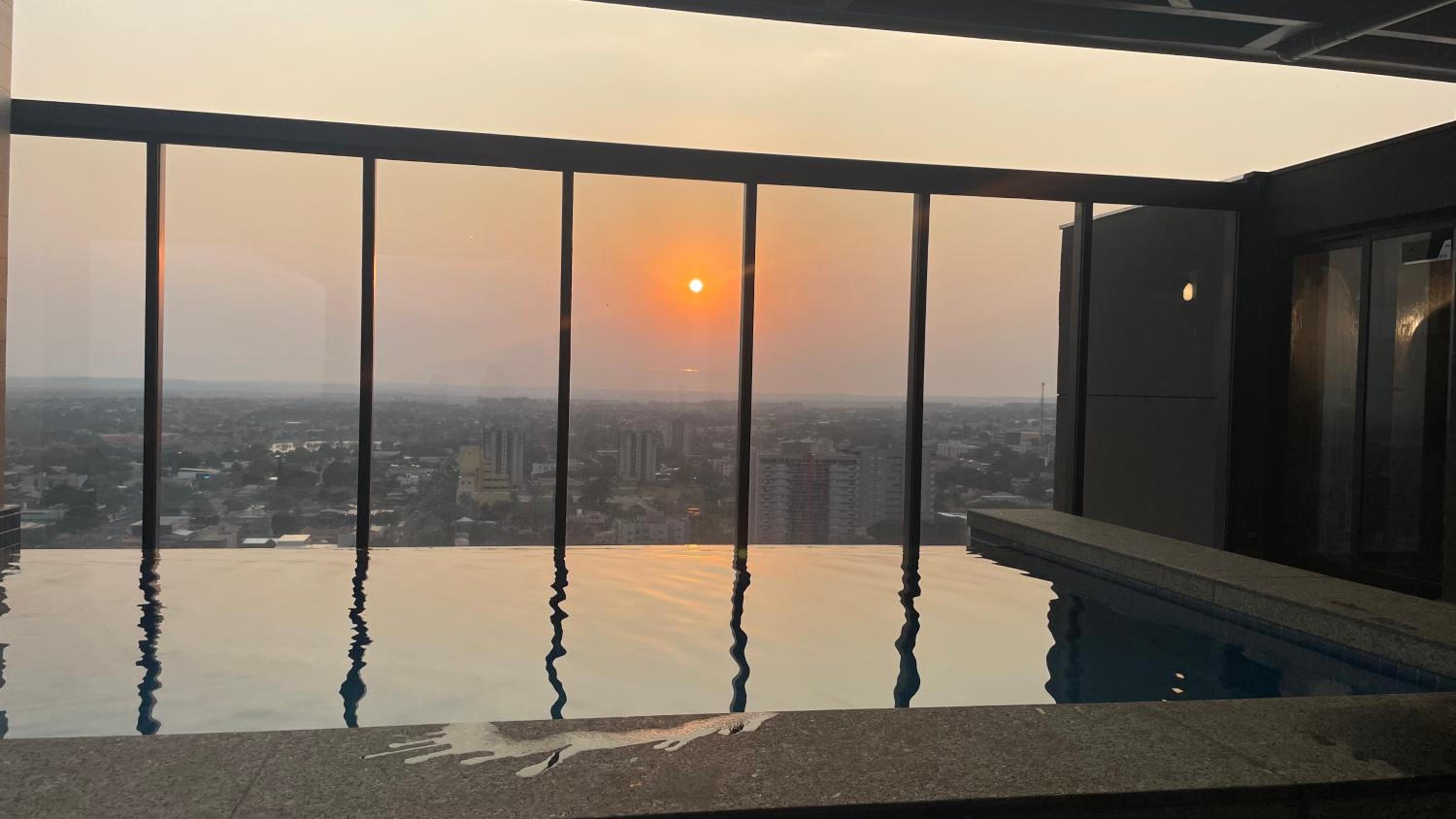 Apartamento em Dourados, Sunset