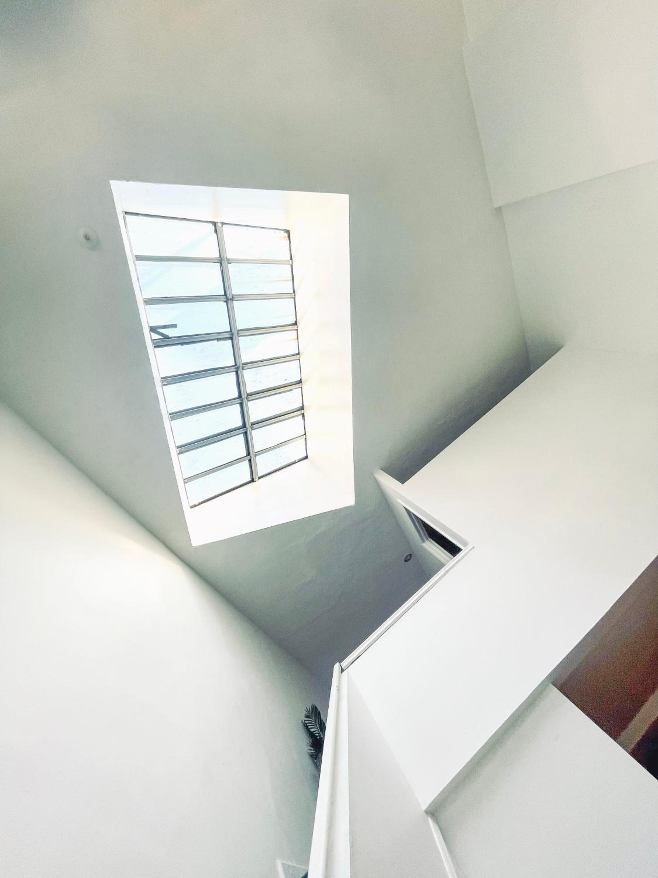 Gorgeous Extra Spacious Duplex Penthouse