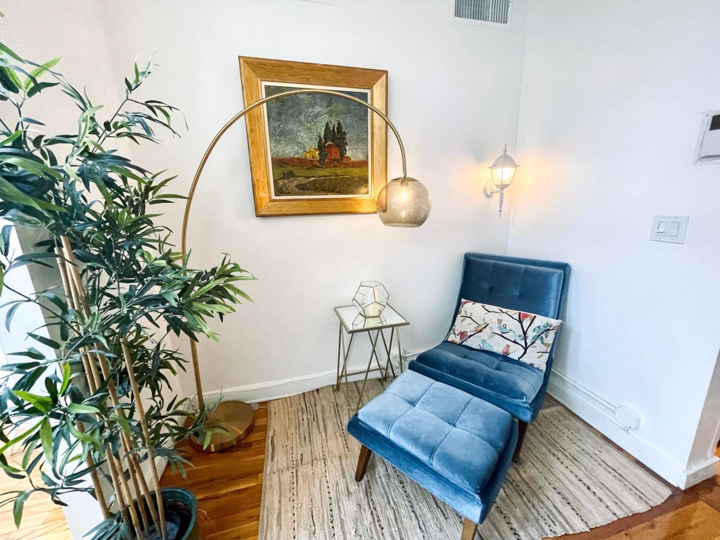 Gorgeous Extra Spacious Duplex Penthouse