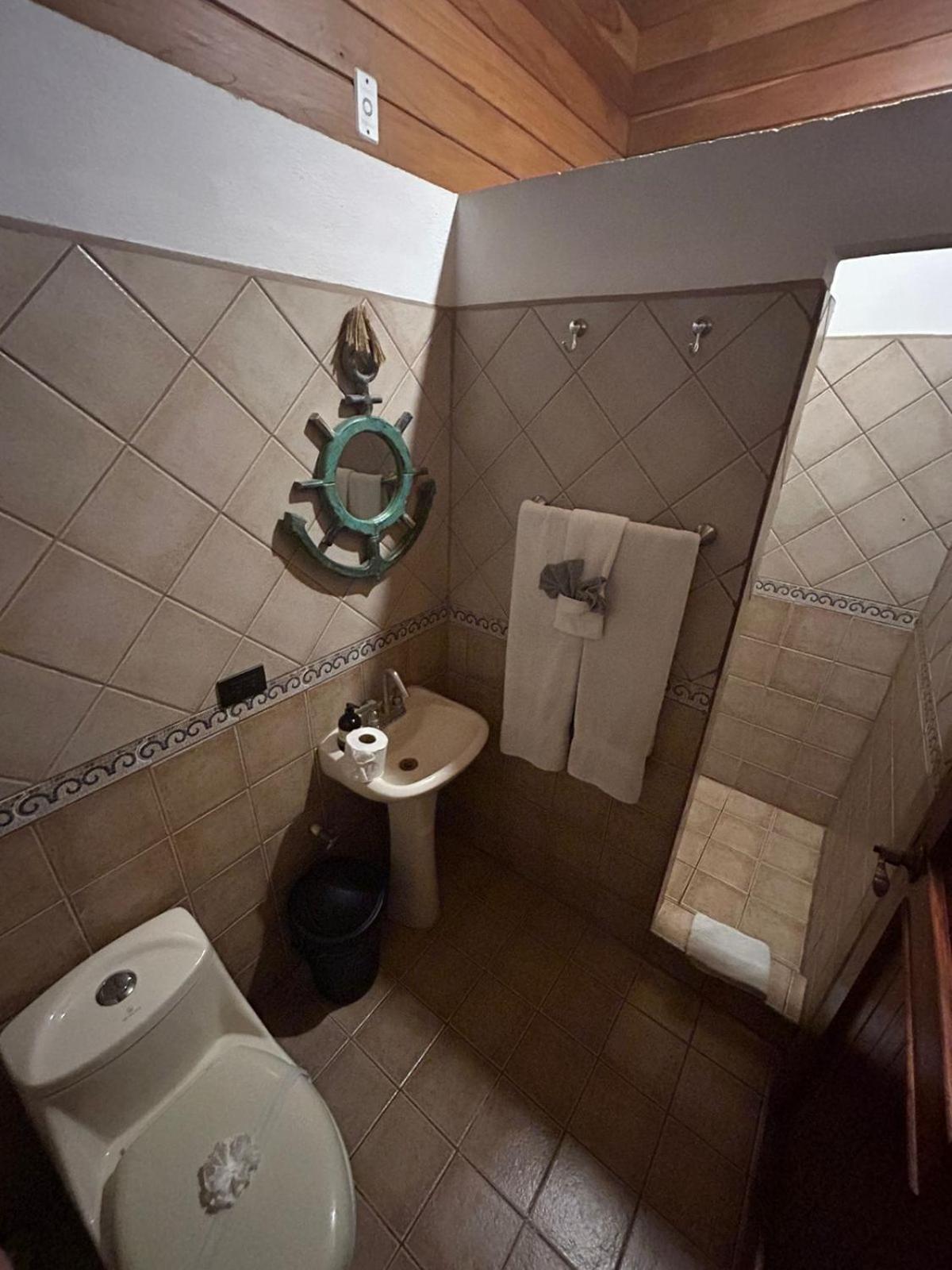 Casa Aura Beachfront B&B
