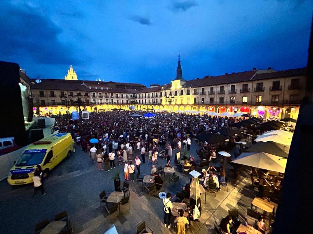 Arquitecto de la vida- Plaza Mayor view 5