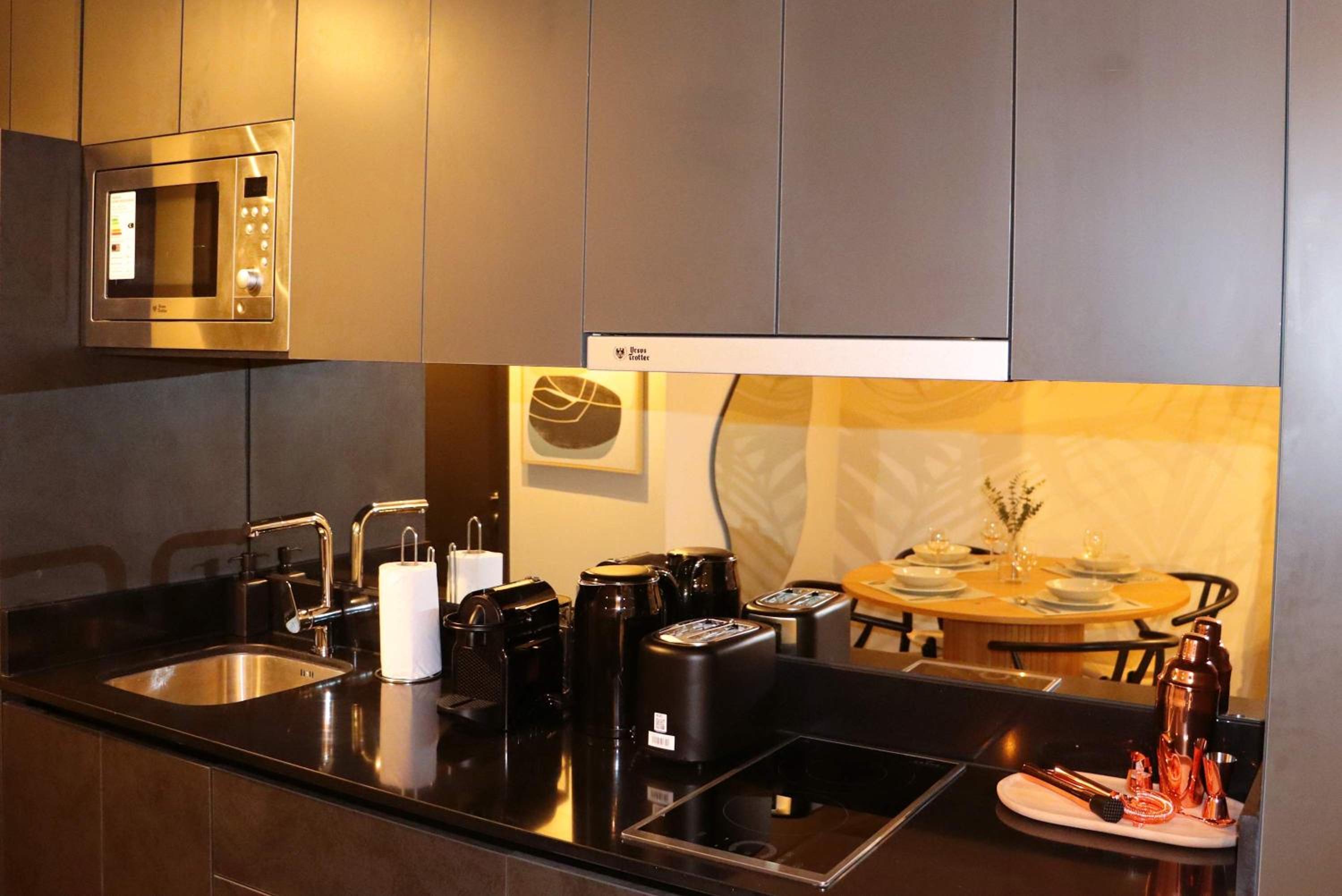 HOM I Inmejorable y Luminoso Estudio en Las Condes