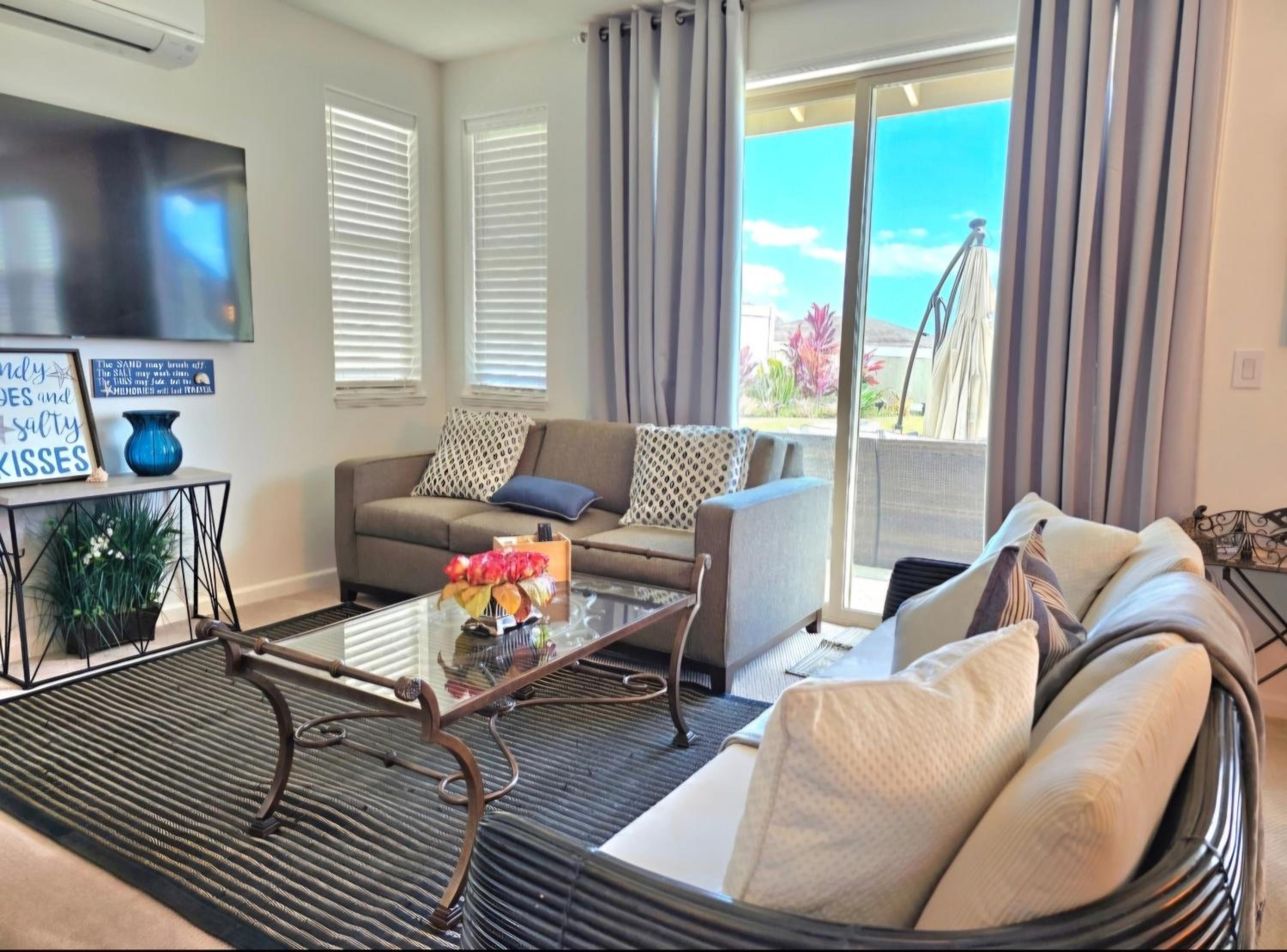 Paradise Ohana Ocean View Oasis with community Pool, Spa, Gym and Rec Area with PingPong, Air Hockey and Foosball