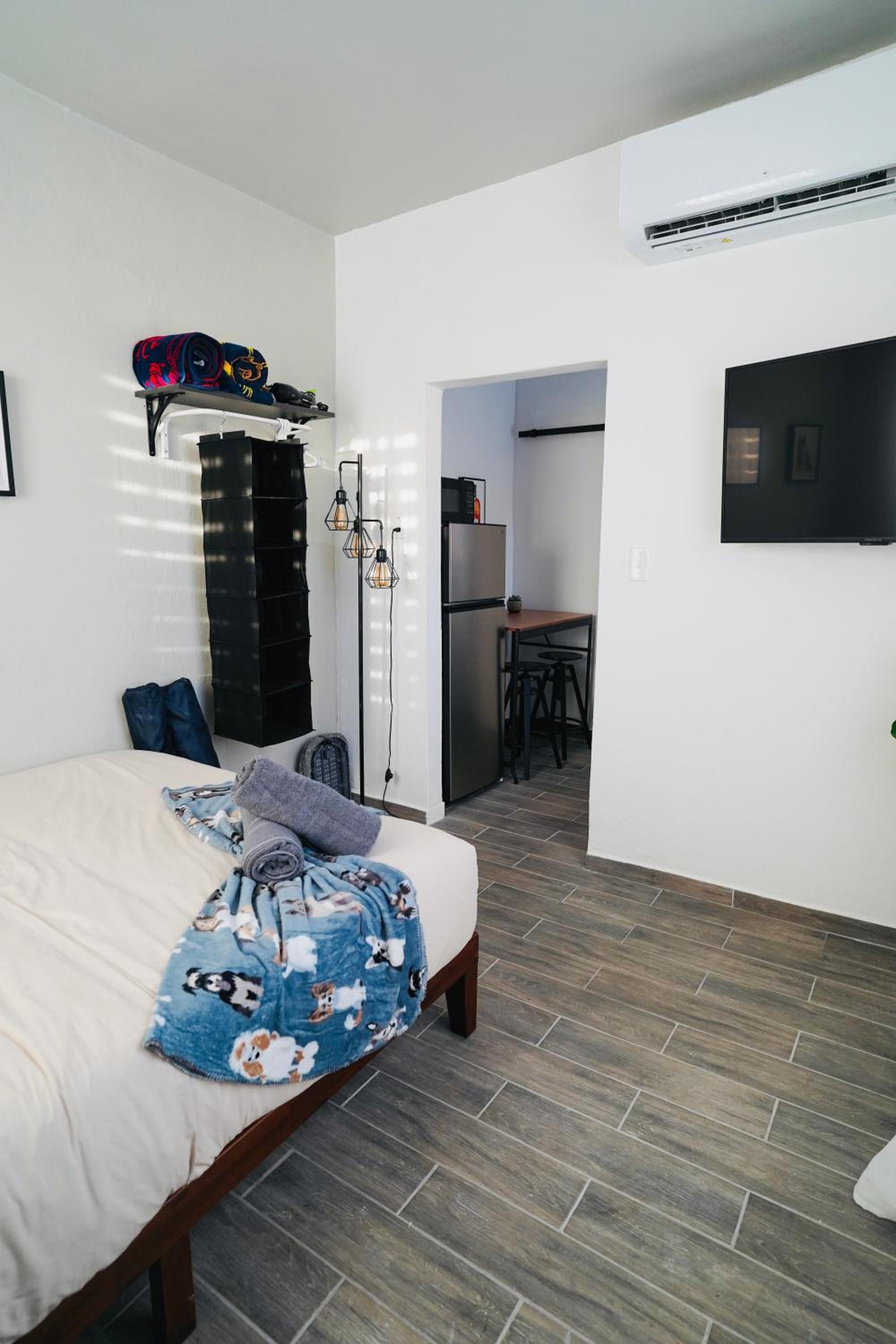 Photo 8