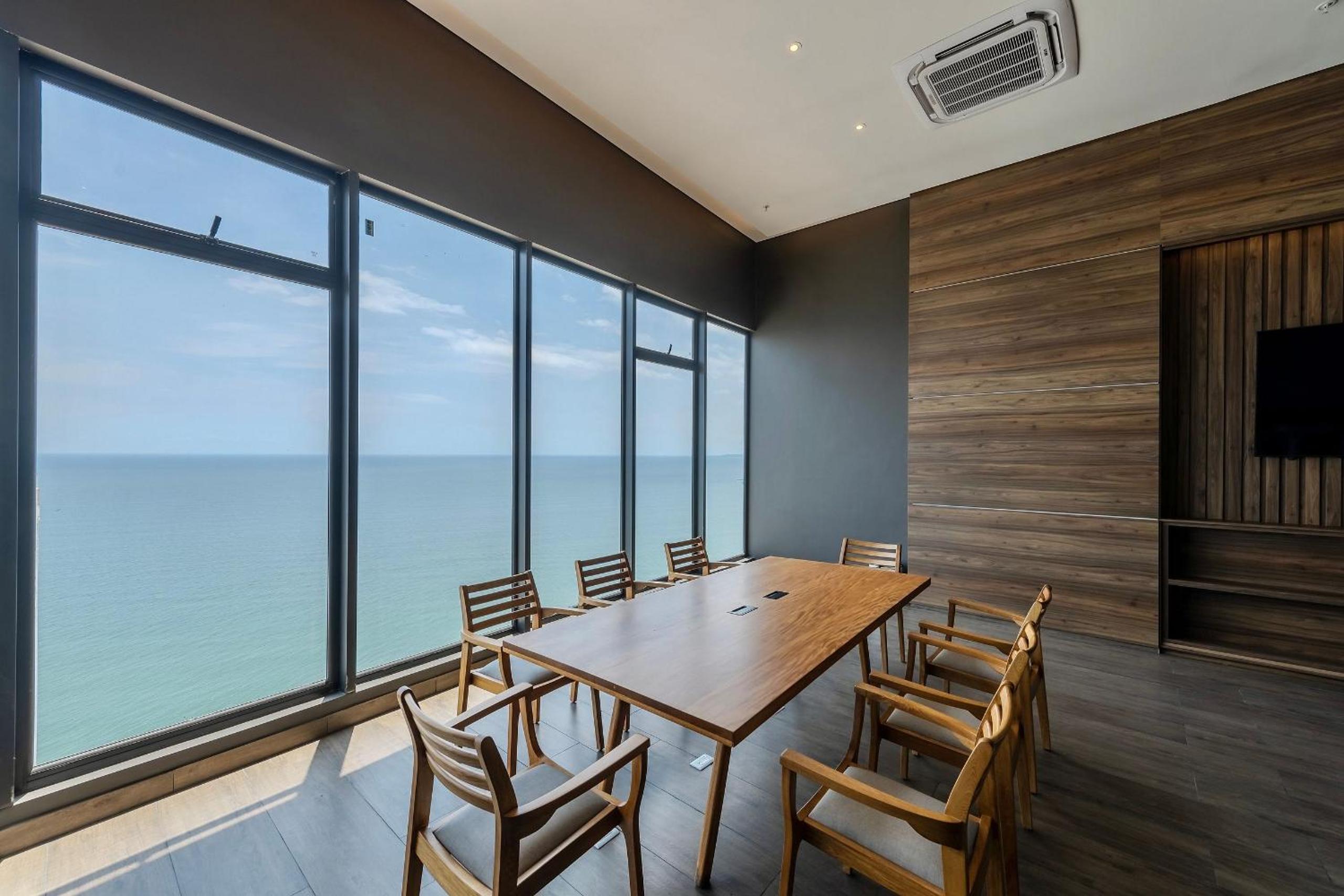 meeting & event spaces