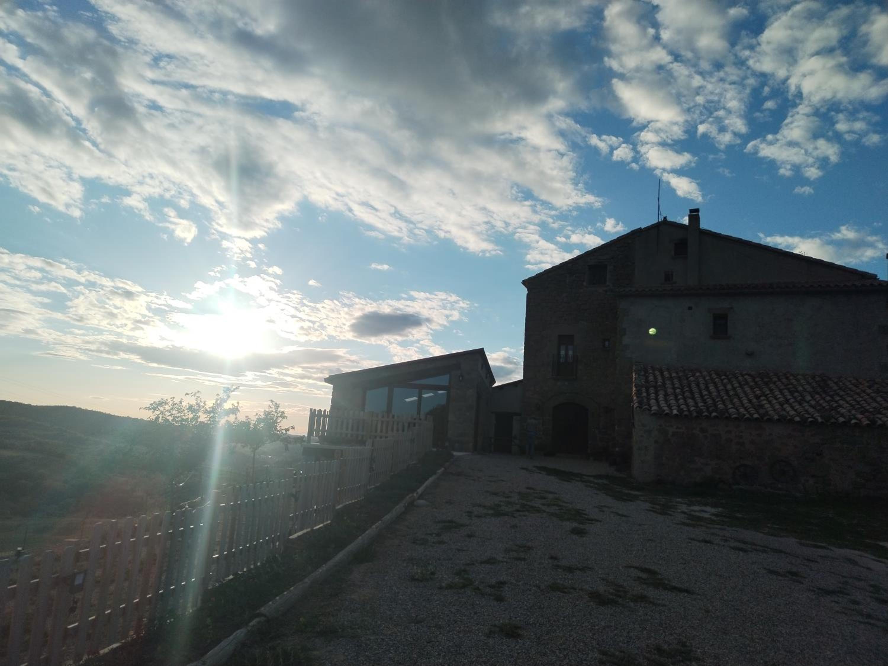 Photo 33