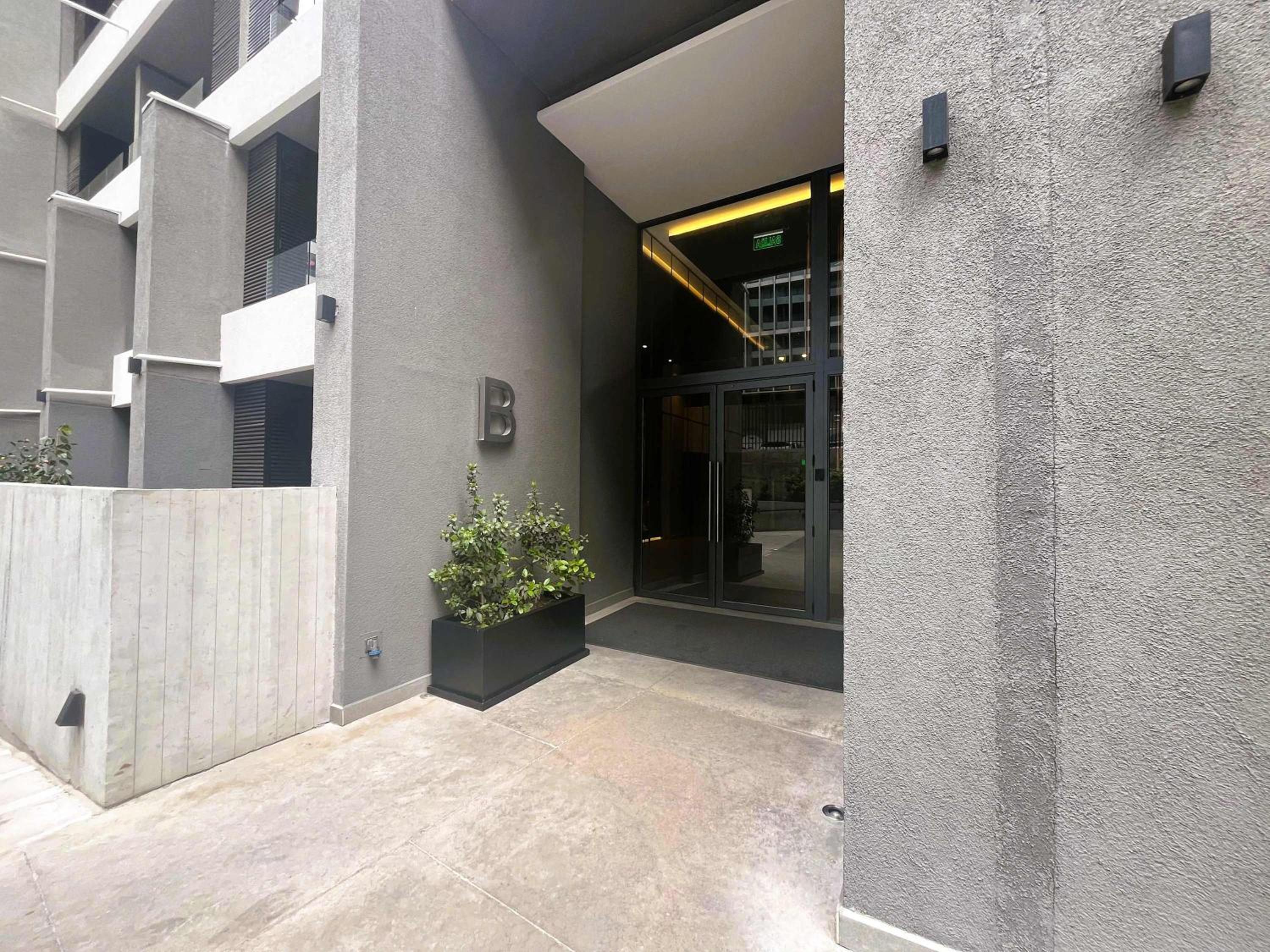 HOM I Inmejorable y Luminoso Estudio en Las Condes