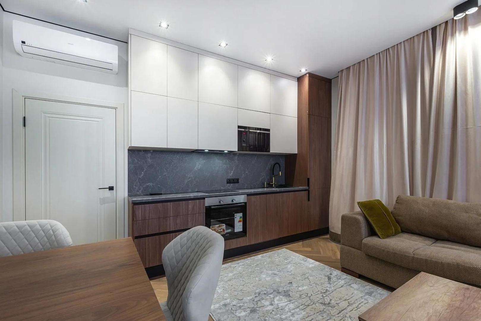 Marc & spacious and bright