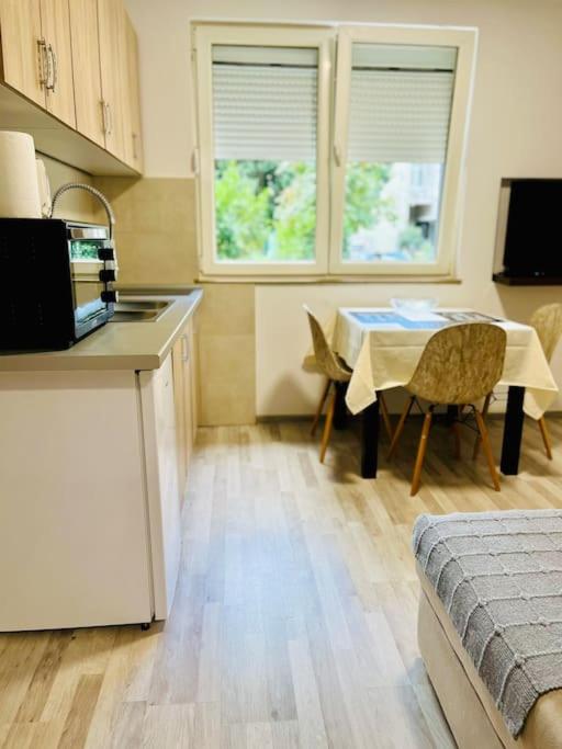 Apartment VacationVibes2 Mostar
