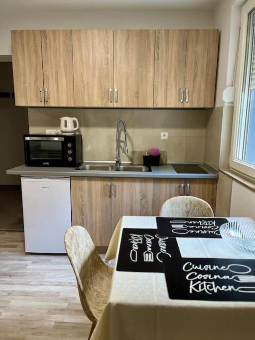Apartment VacationVibes2 Mostar