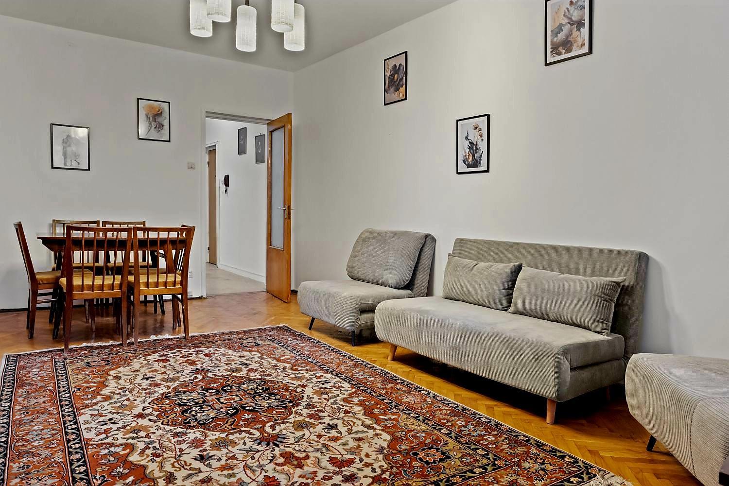 AFI Mall 3 Bedrooms Apartment - Perfect for Families or Groups view 3