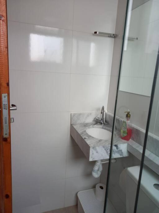 Lindo Apartamento frente ao Mar na Praia da Maranduba