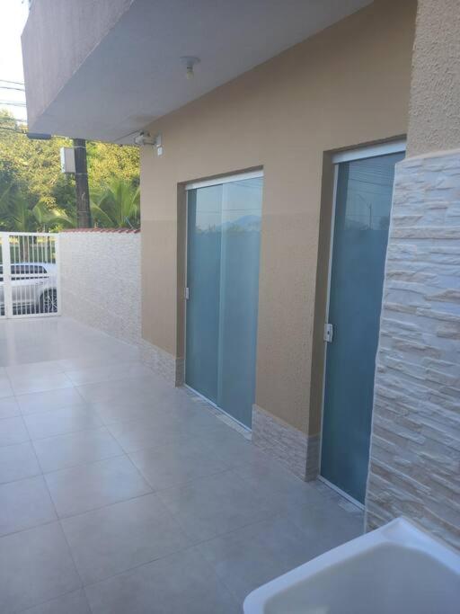 Lindo Apartamento frente ao Mar na Praia da Maranduba