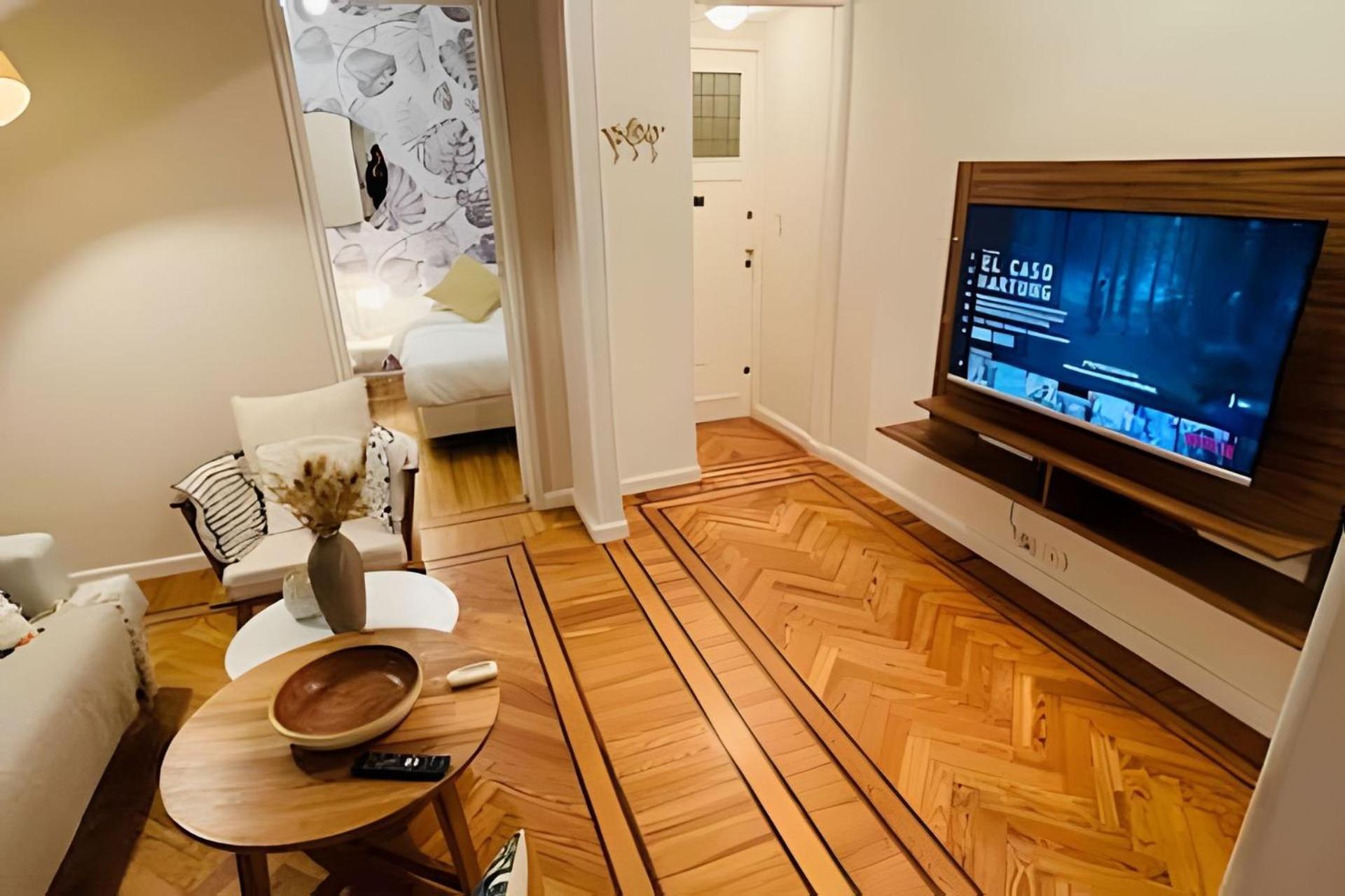 Charming 2BR French-style in Palermo Near Parks
