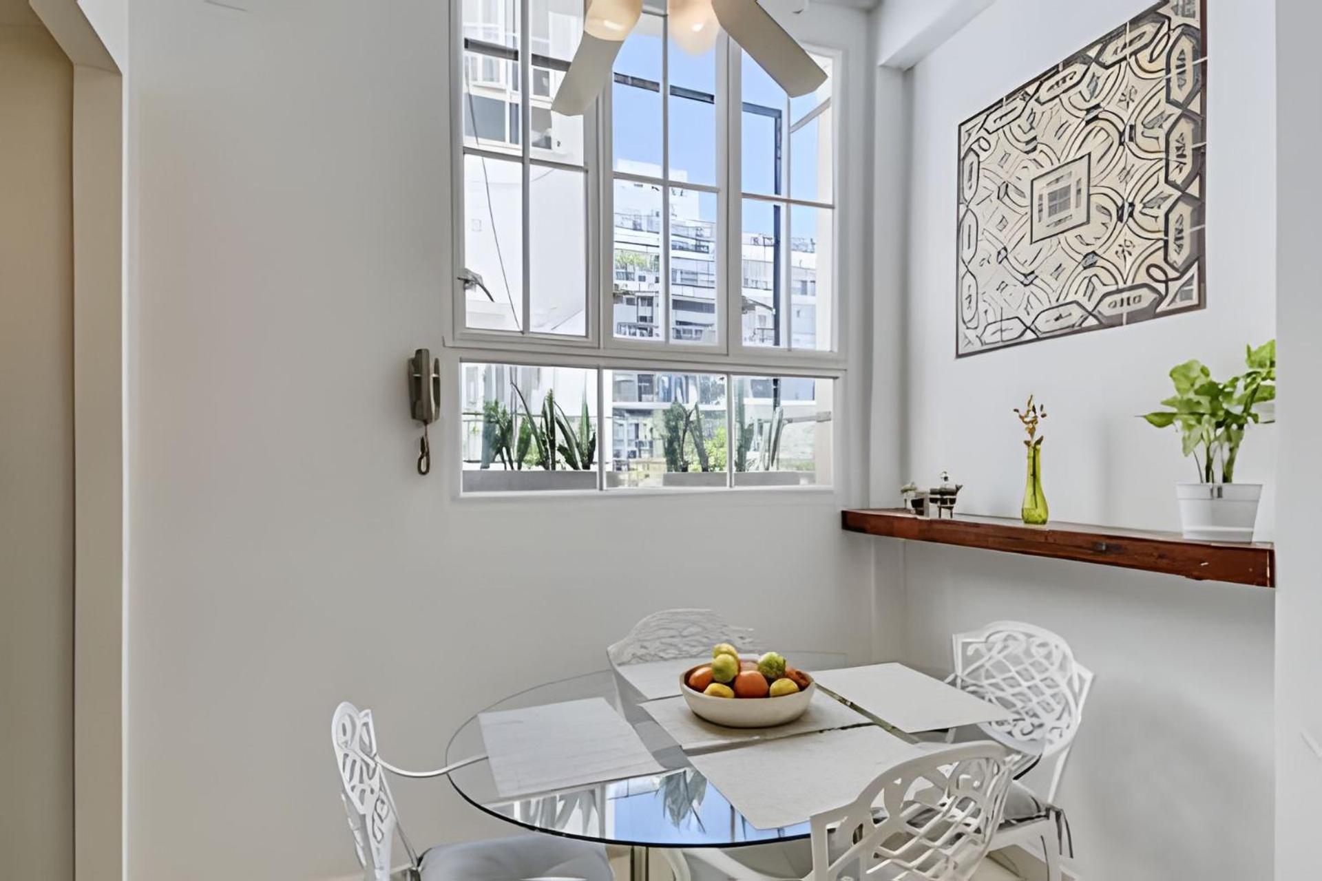 Charming 2BR French-style in Palermo Near Parks