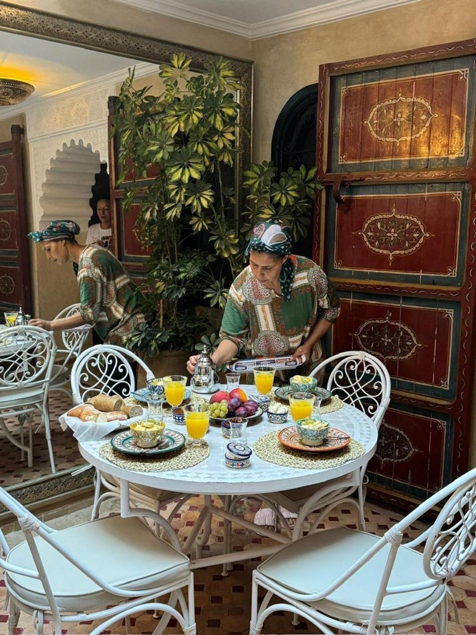 dining