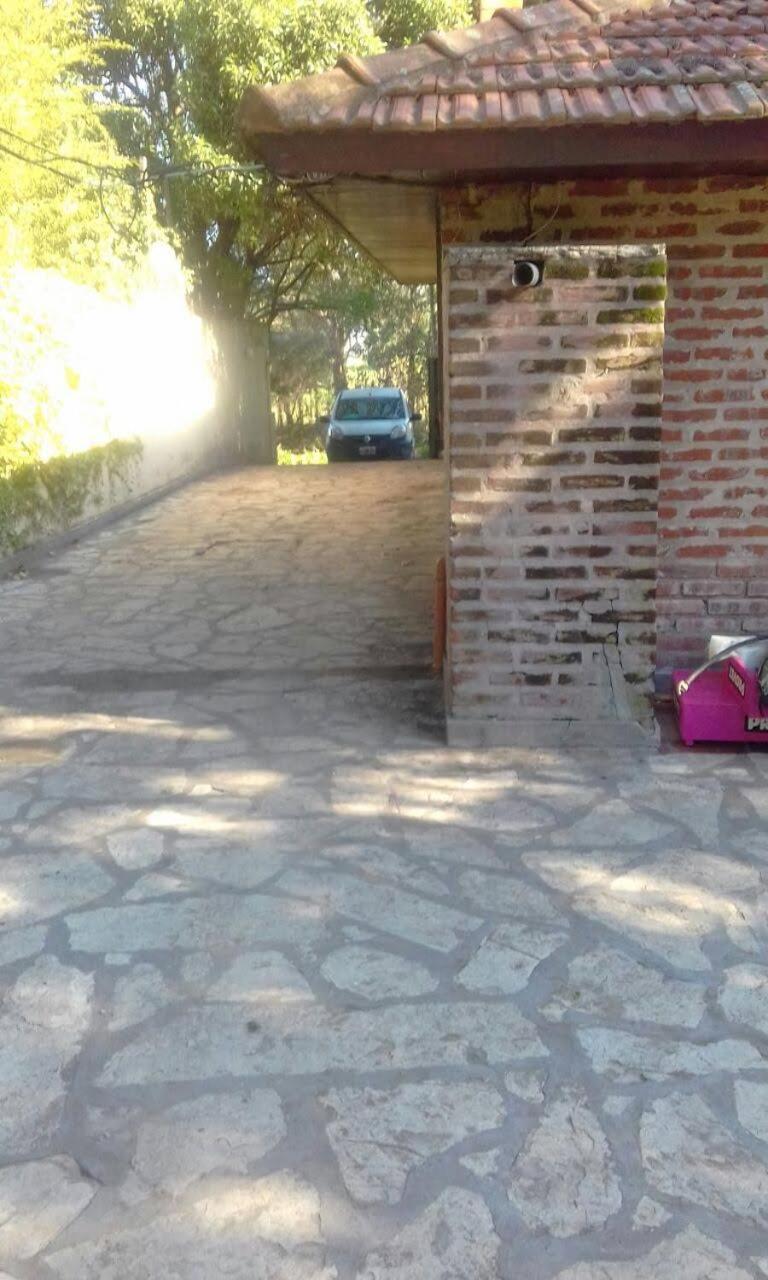 Chalet para 8 o 9 personas, pegado al Bosque Peralta Ramos y a 10 cuadras de las mejores playas del sur de Mar del Plata