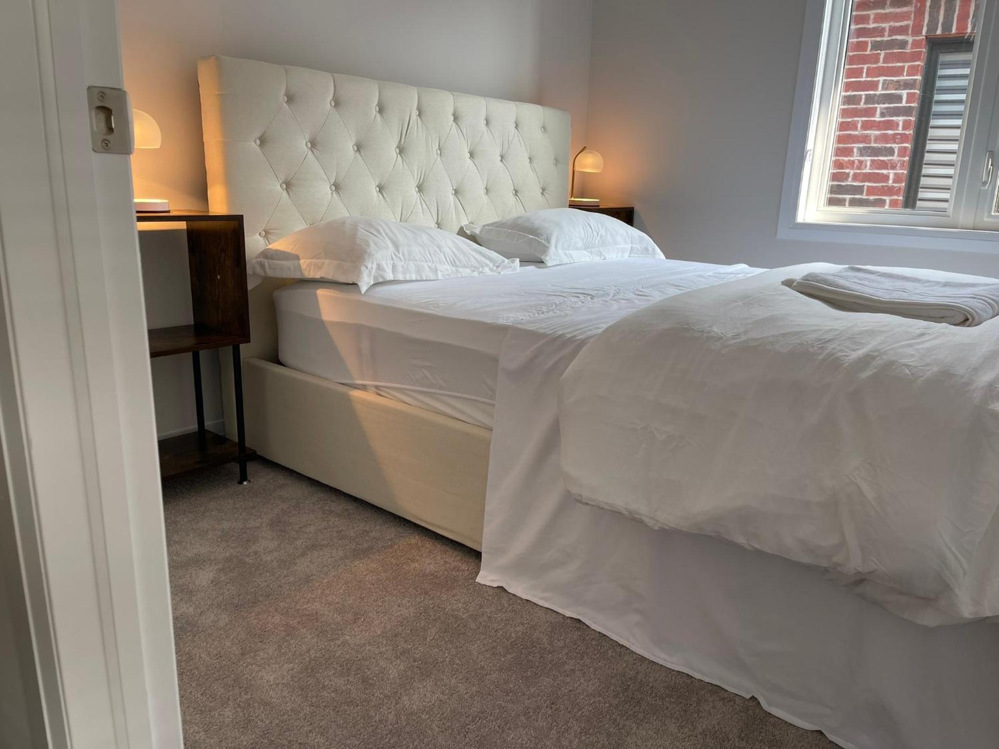 4 Bedroom Detach Home in Cambridge