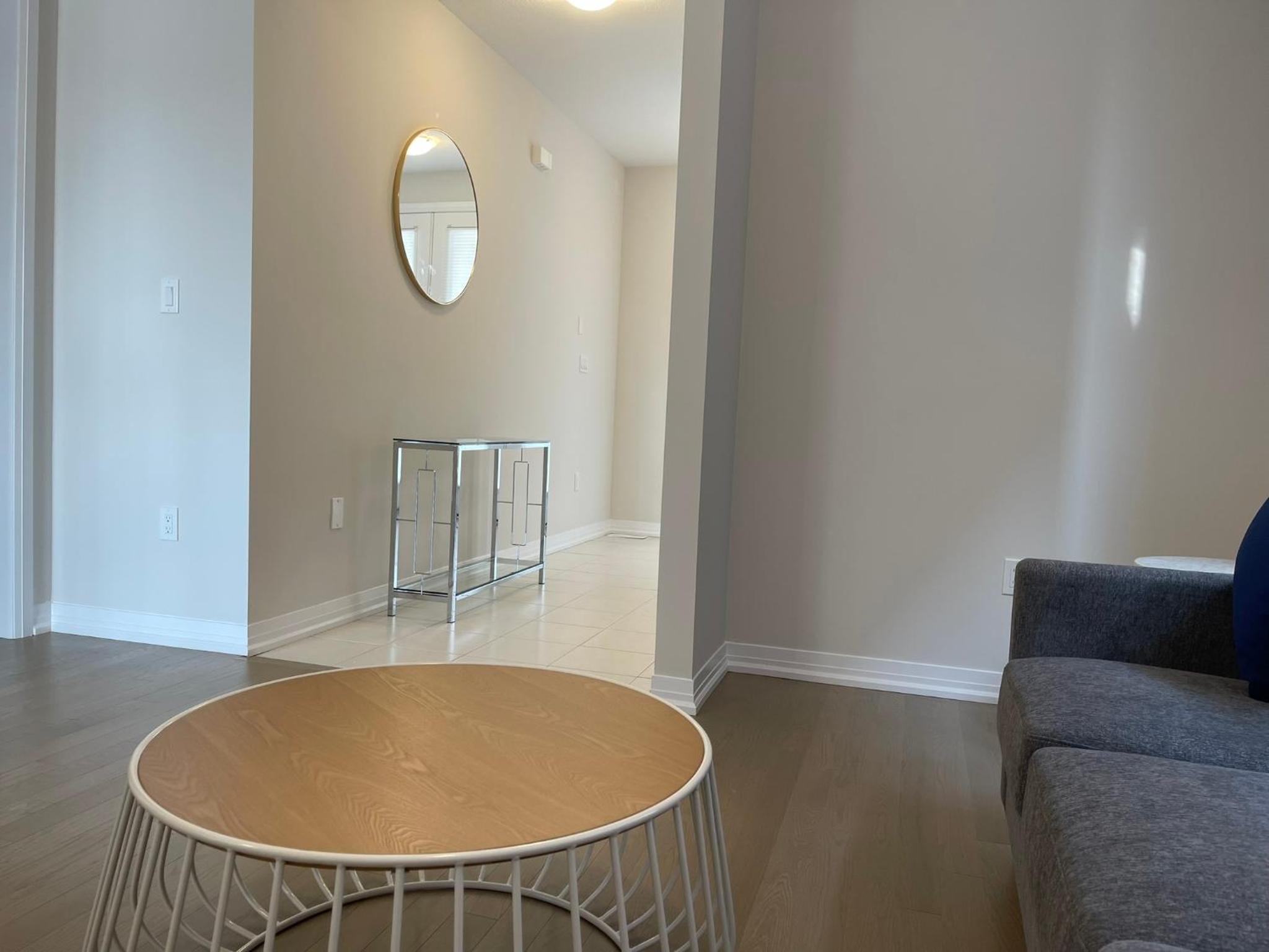 4 Bedroom Detach Home in Cambridge