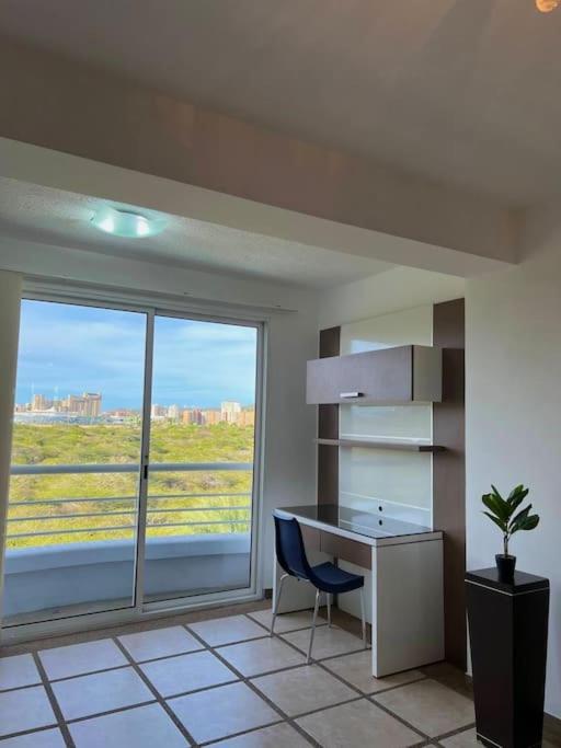 Elegante Apartamento en Costa Azul, con Agua 24H view 5