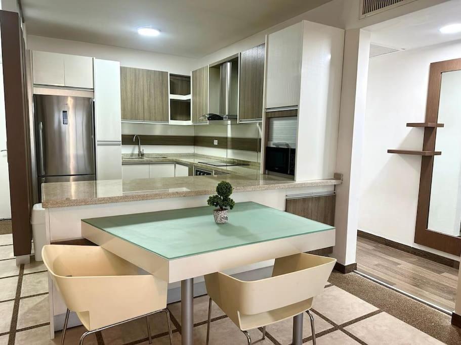 Elegante Apartamento en Costa Azul, con Agua 24H view 4