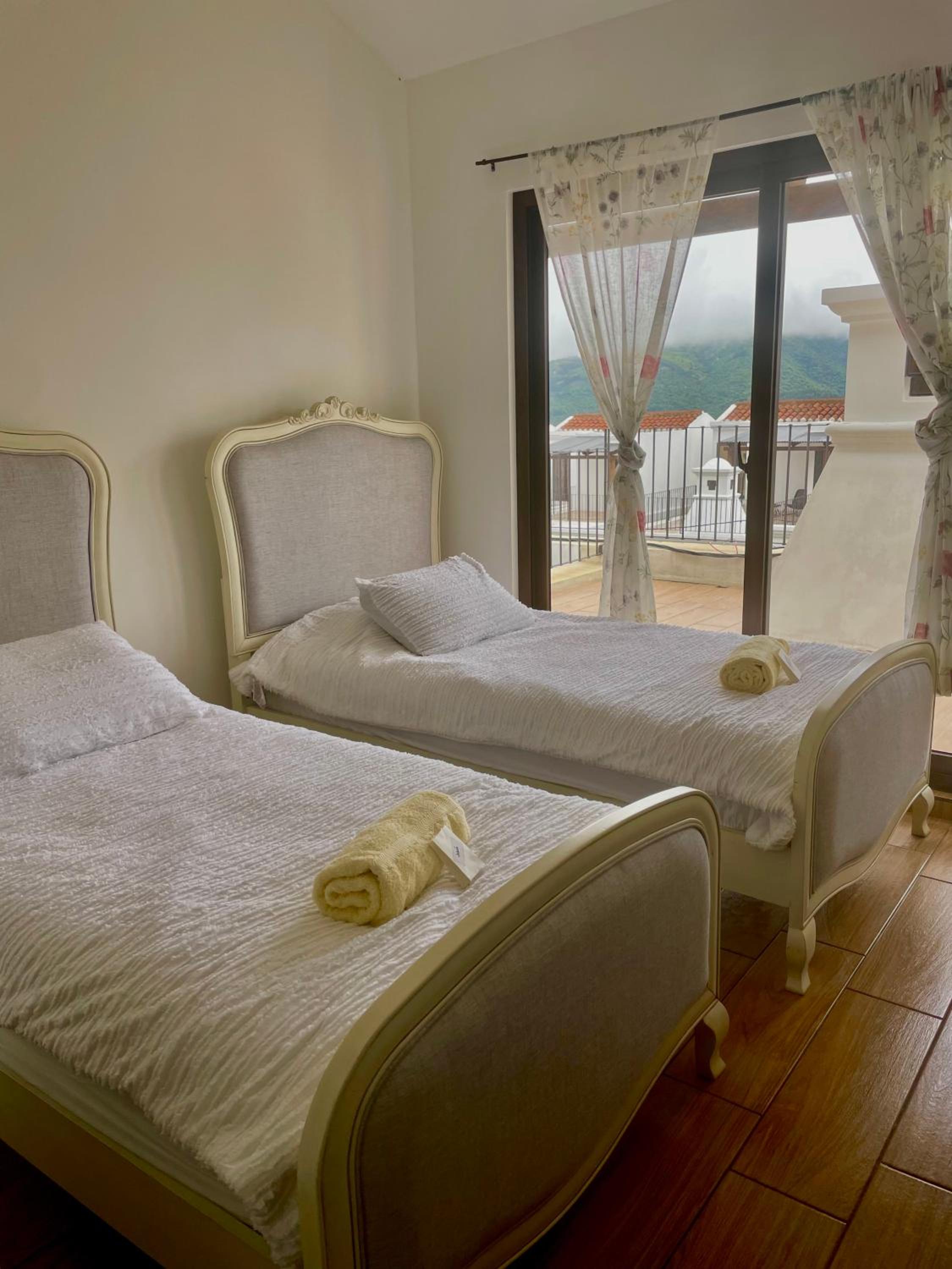 La Antigüita view 5