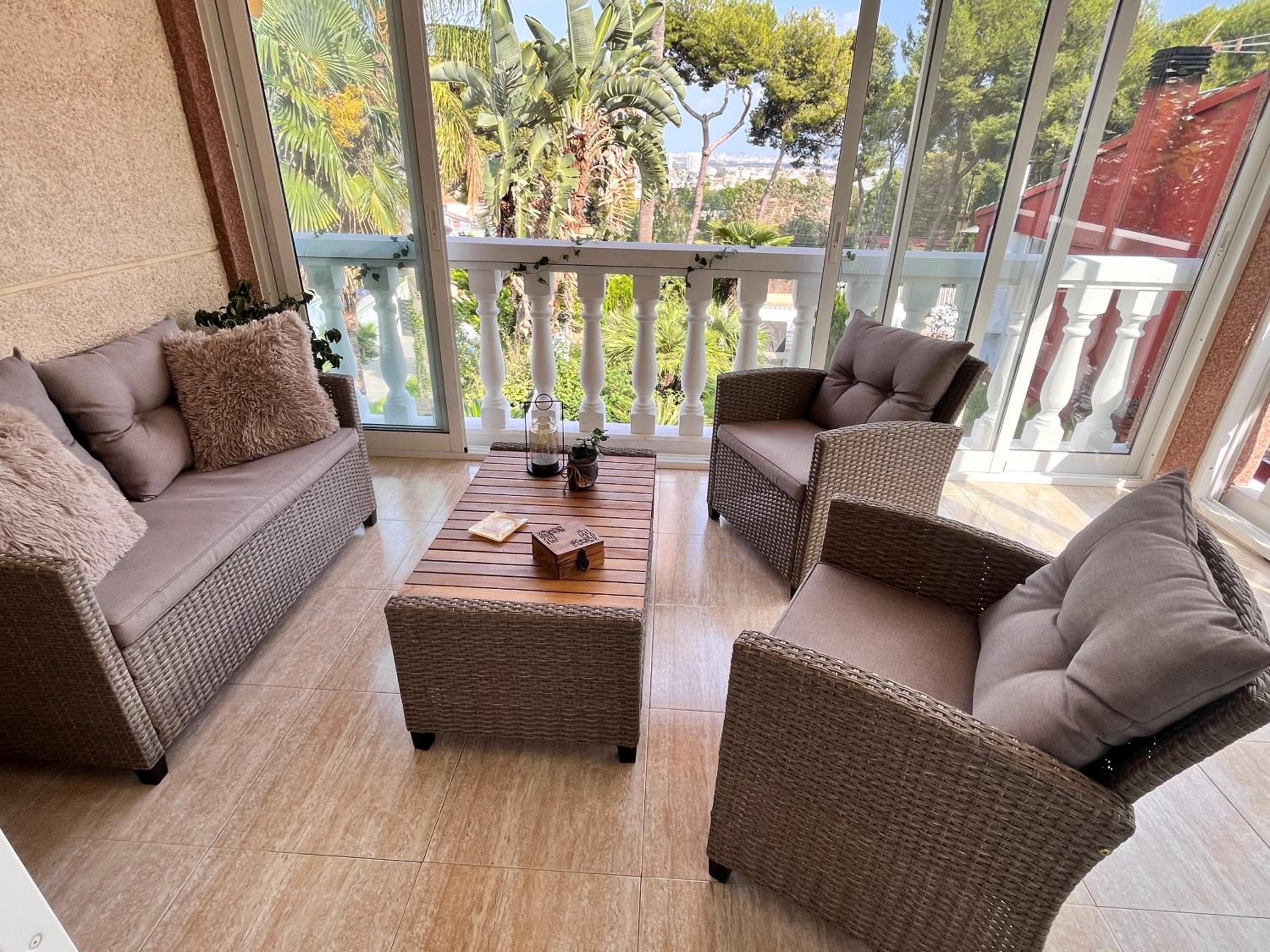 Alquilo chalet completo