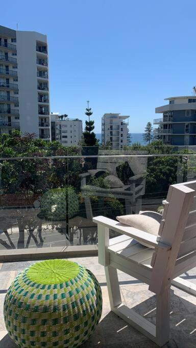 Coolangatta Vacations - Rainbow Bay Dbah Hill Private Pool and Hot tub - Property Image 11