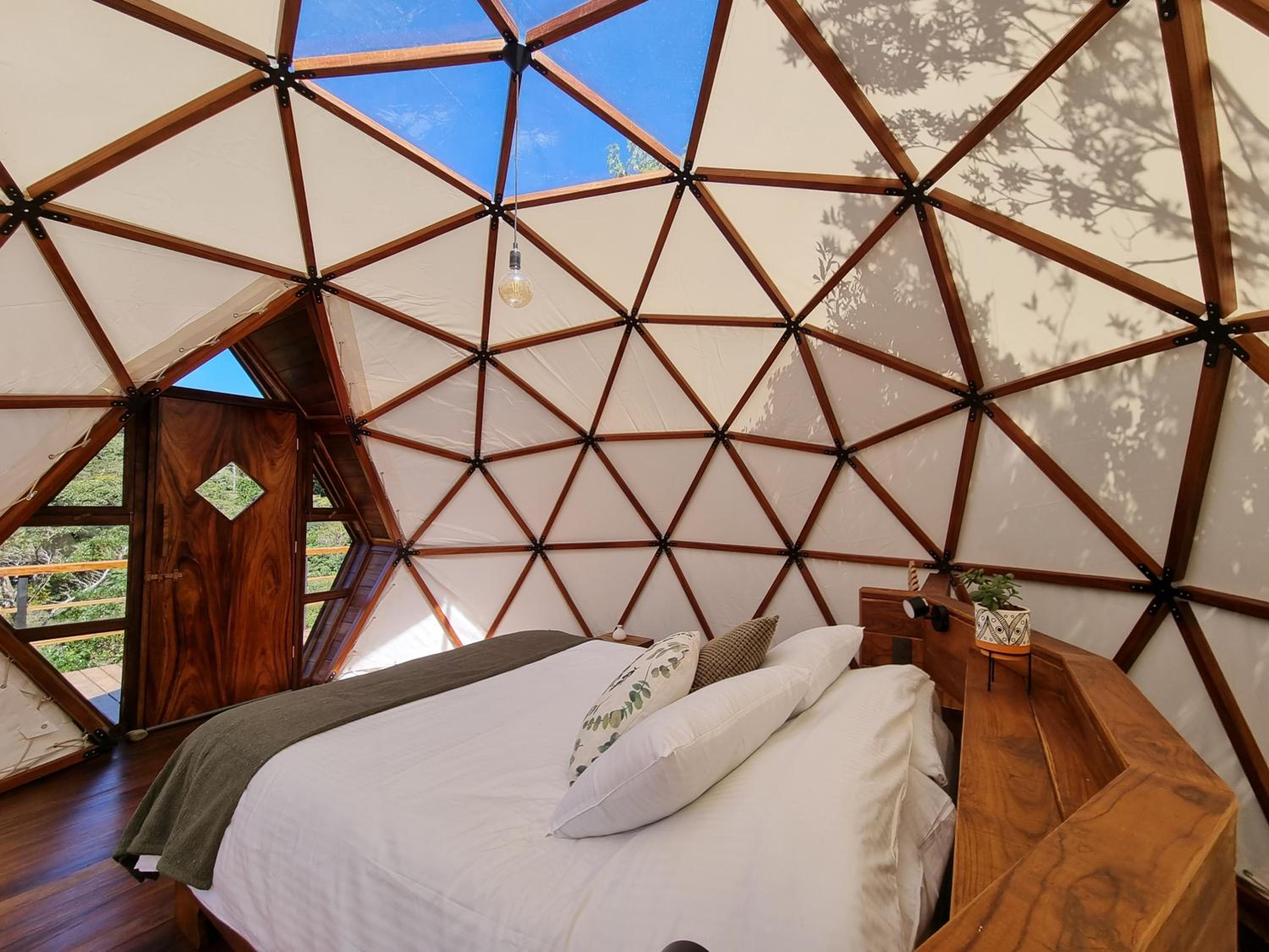 NATURAVE - Into the woods - Mountain cabins