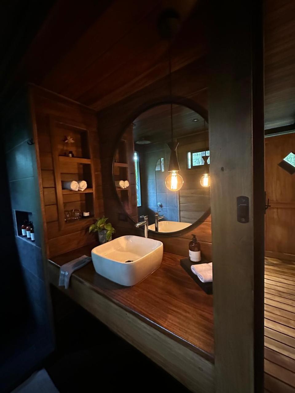 NATURAVE - Into the woods - Mountain cabins