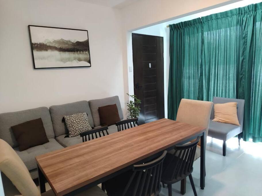 CR Arenal Apartments Familiar