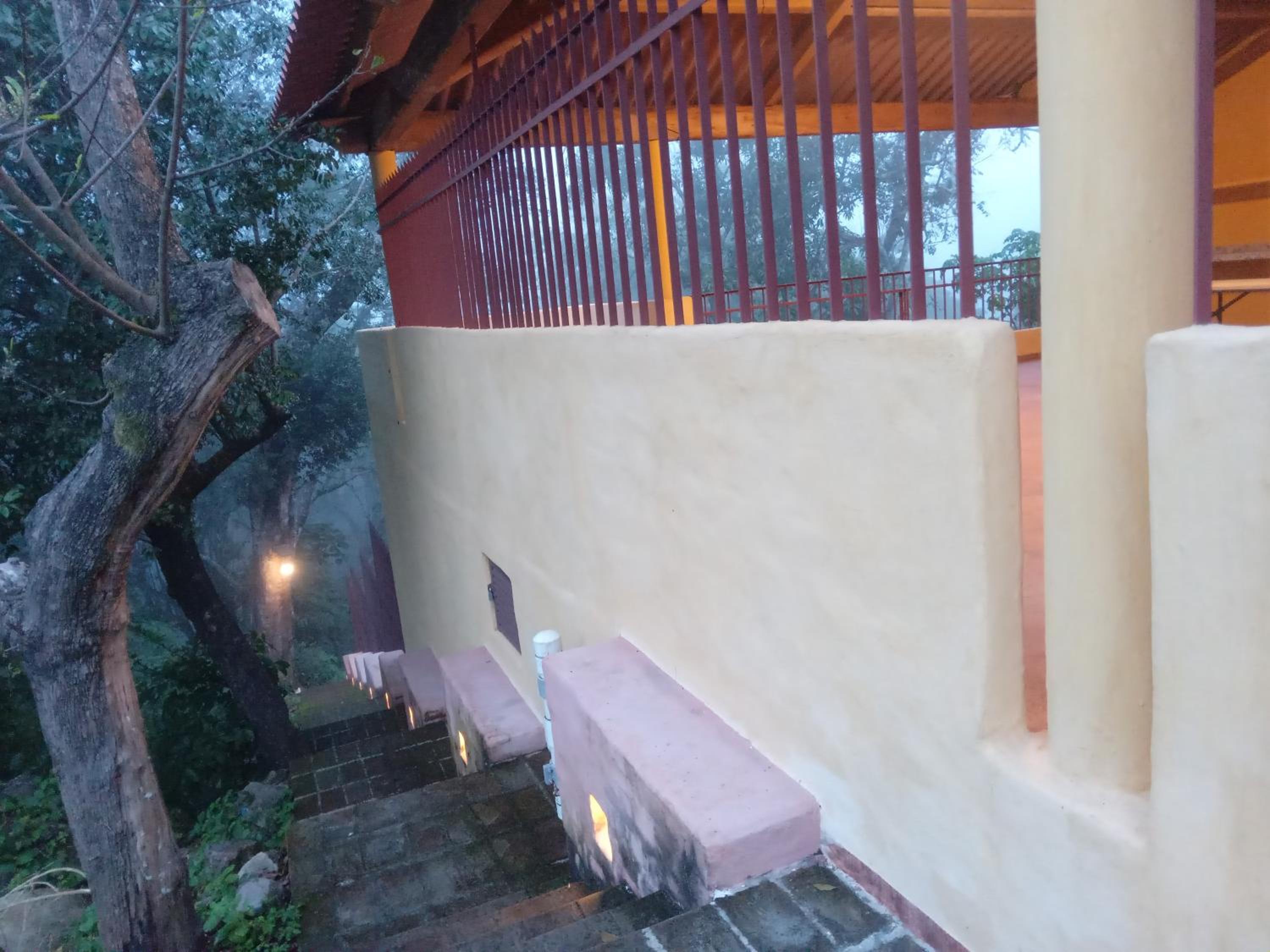 Montañas de Colima, Posada Rivera, La Nogalera, Comala, Colima view 4