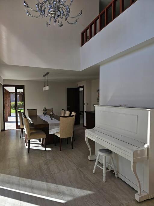 Hermosa casa de categoria