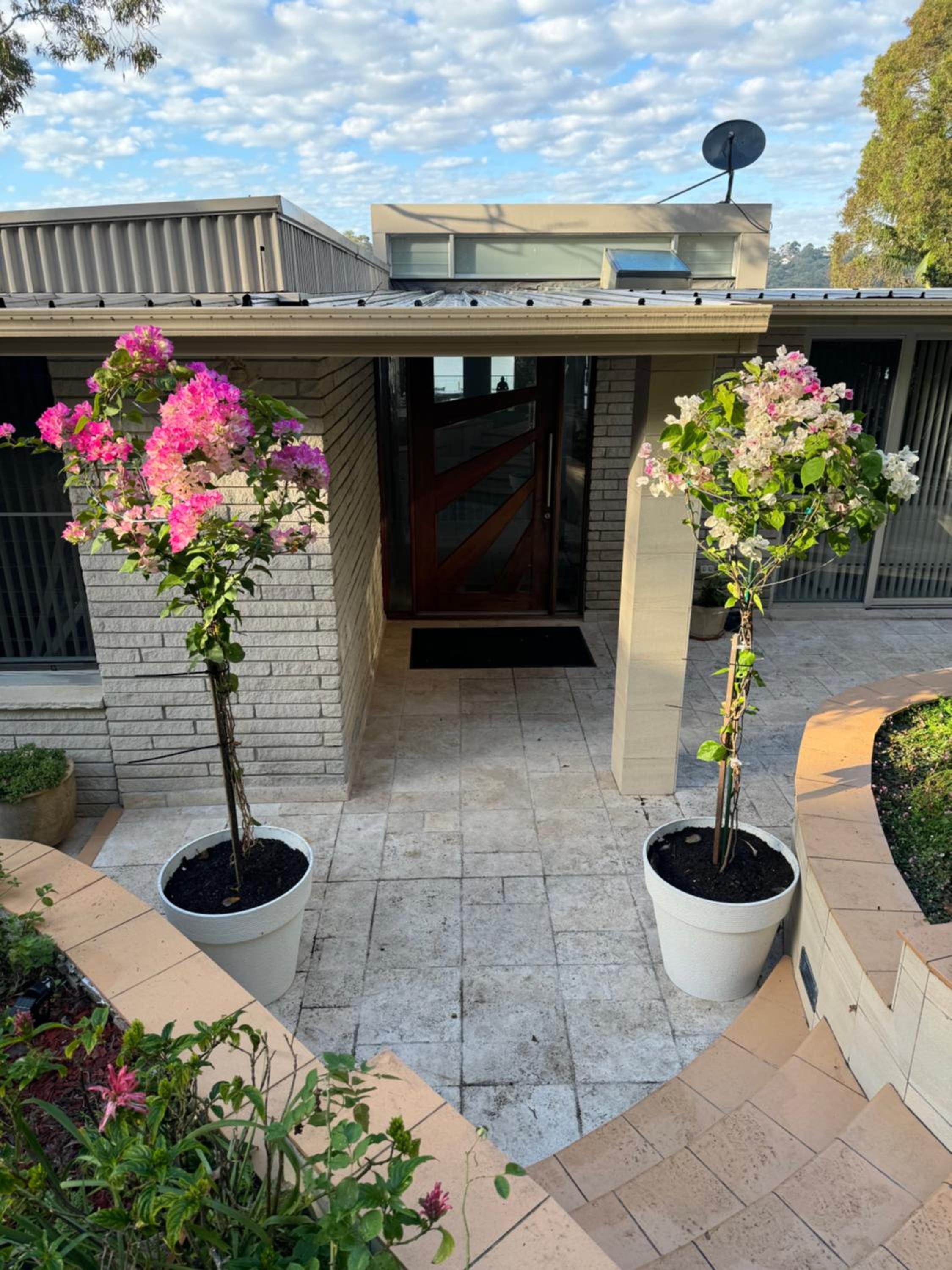 Waterfront Home In Oatley