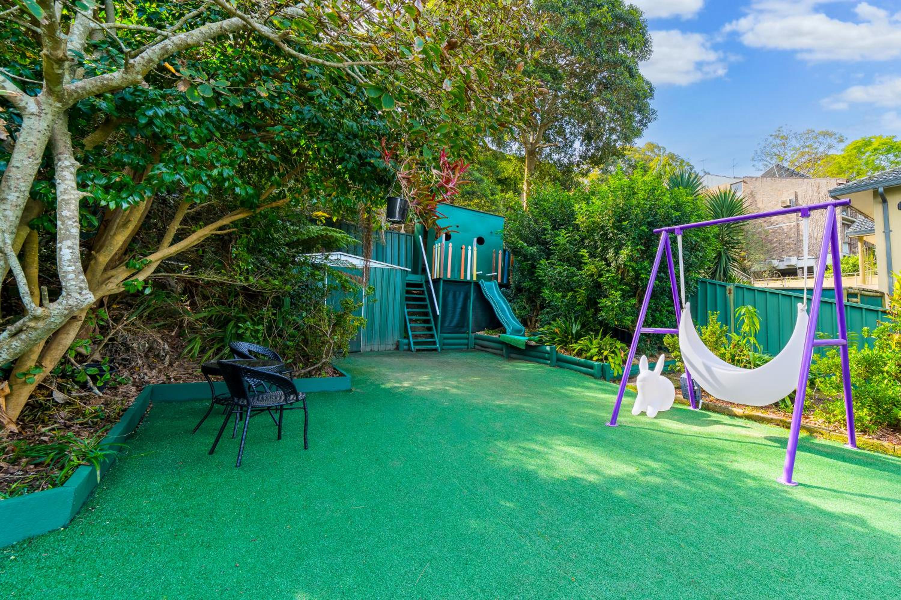 Waterfront Home In Oatley