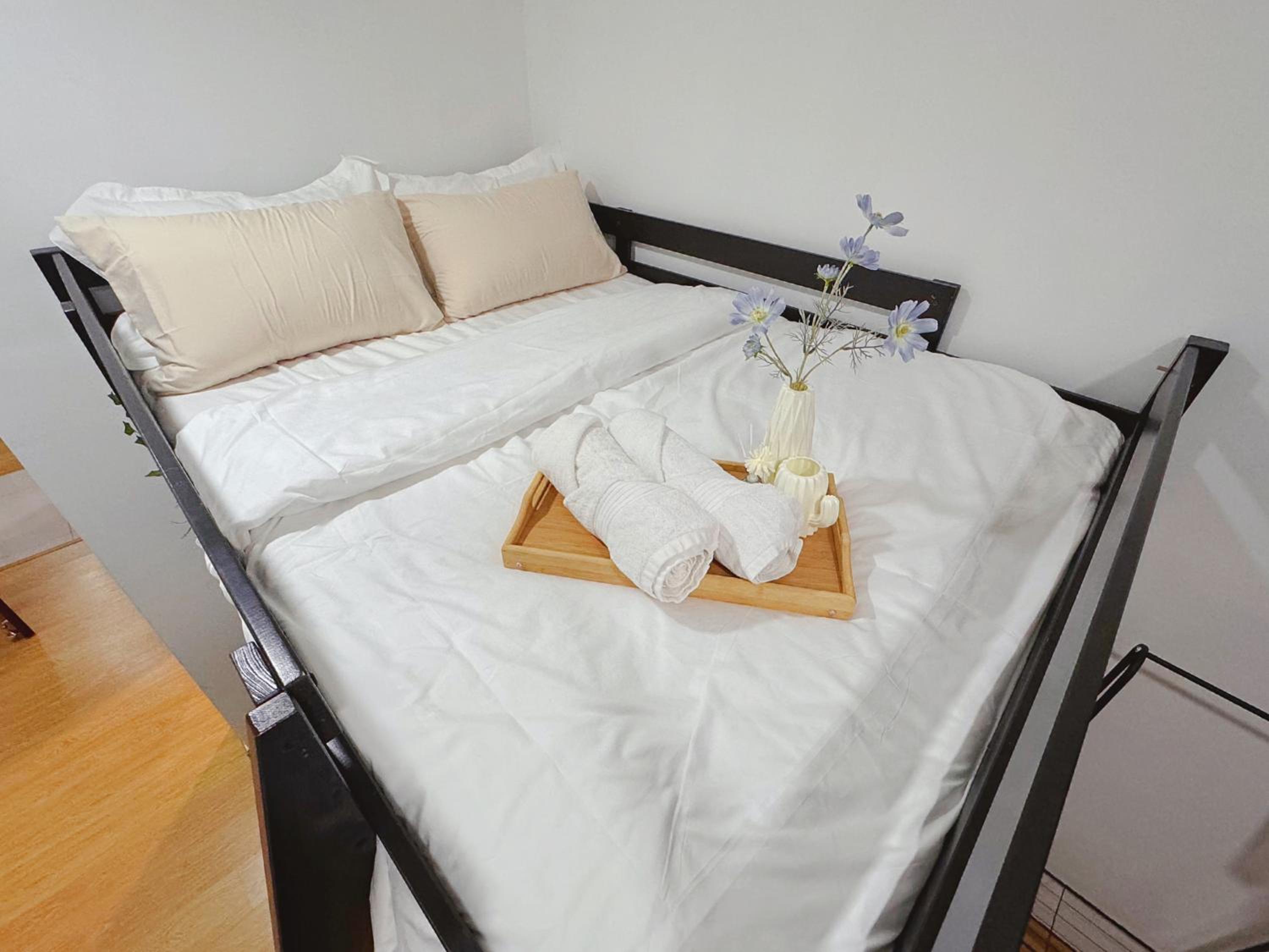 Wind Serenity at Country Garden Danga Bay with 2CarParks FOC Netflix Access and YouTube Premium 3Beds3Bath for 6-13pax by Minshuku