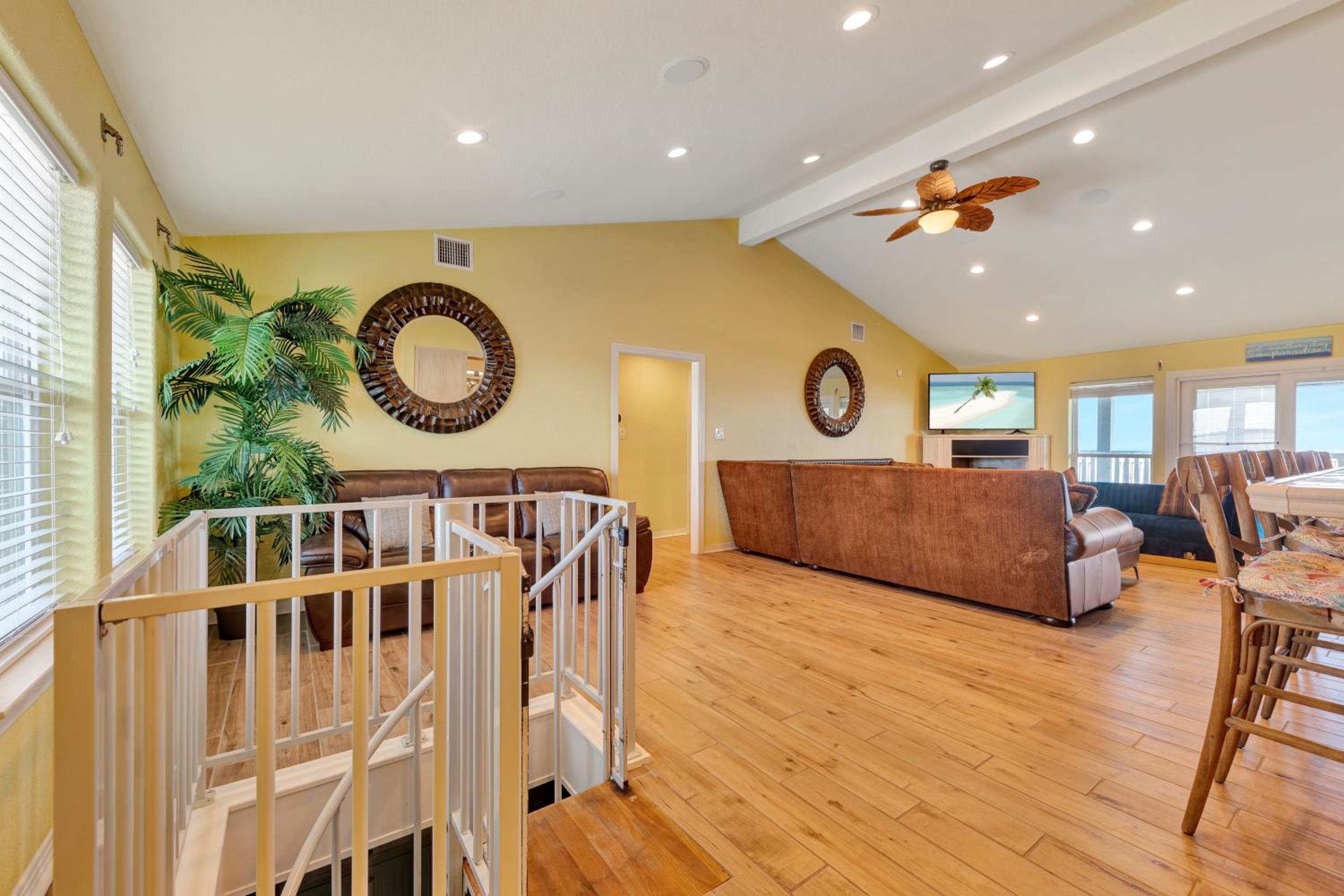 Executive Beach Paradise SH7345