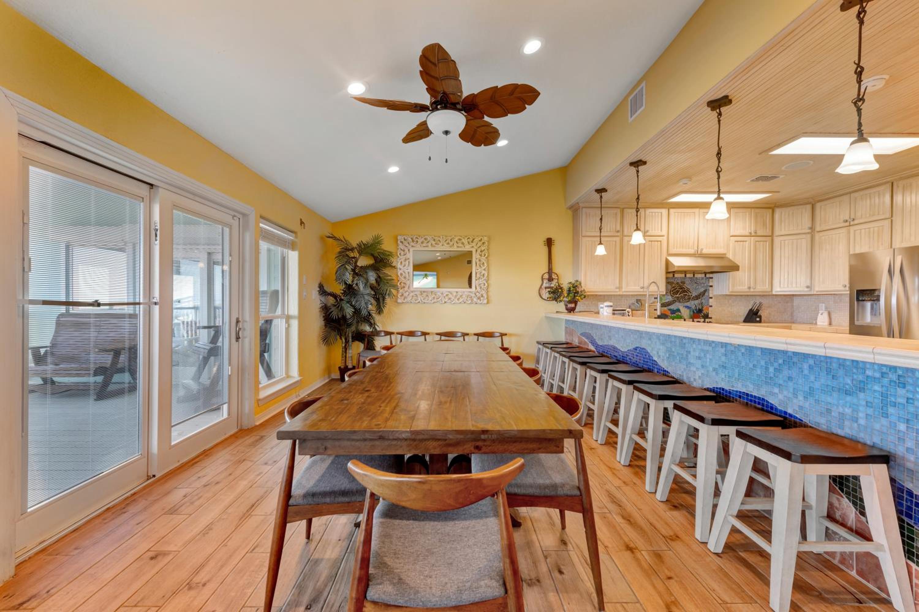 Executive Beach Paradise SH7345