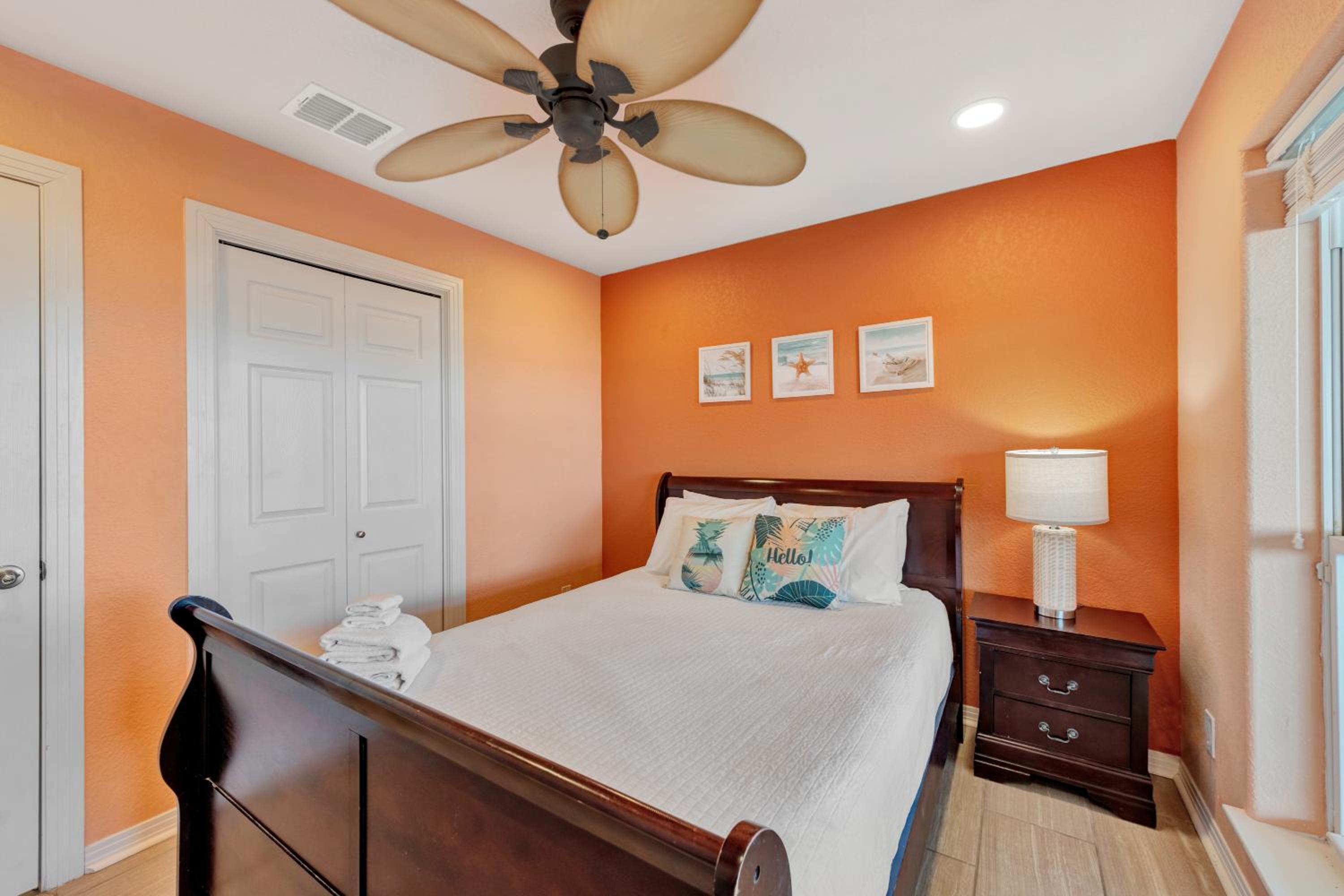 Executive Beach Paradise SH7345