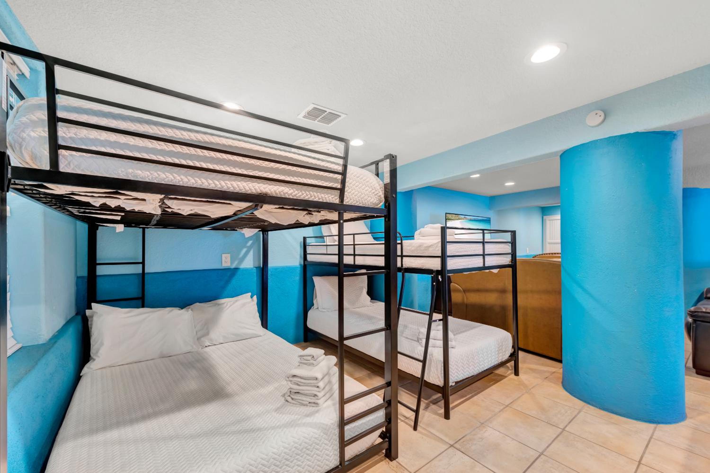 Executive Beach Paradise SH7345