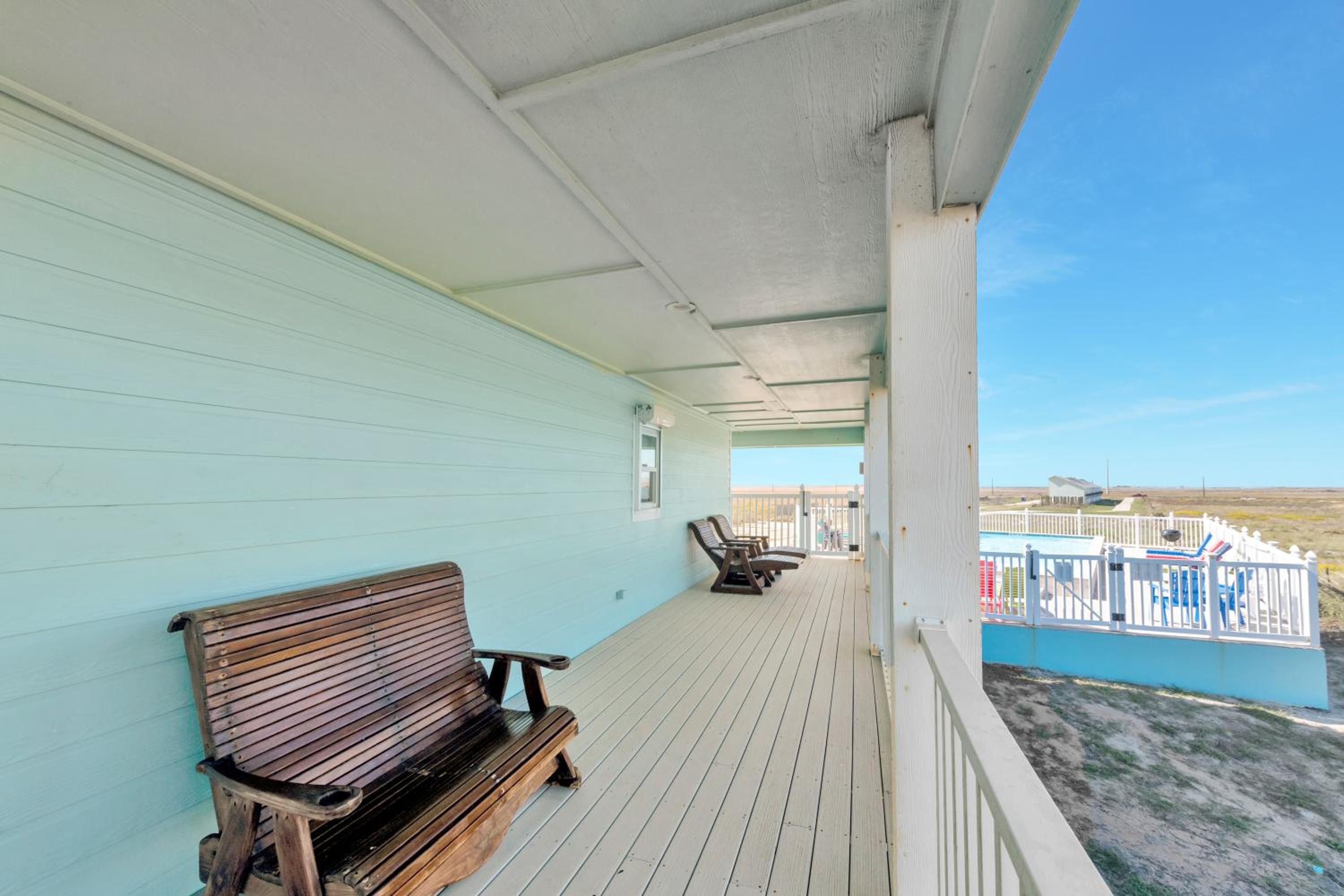 Executive Beach Paradise SH7345