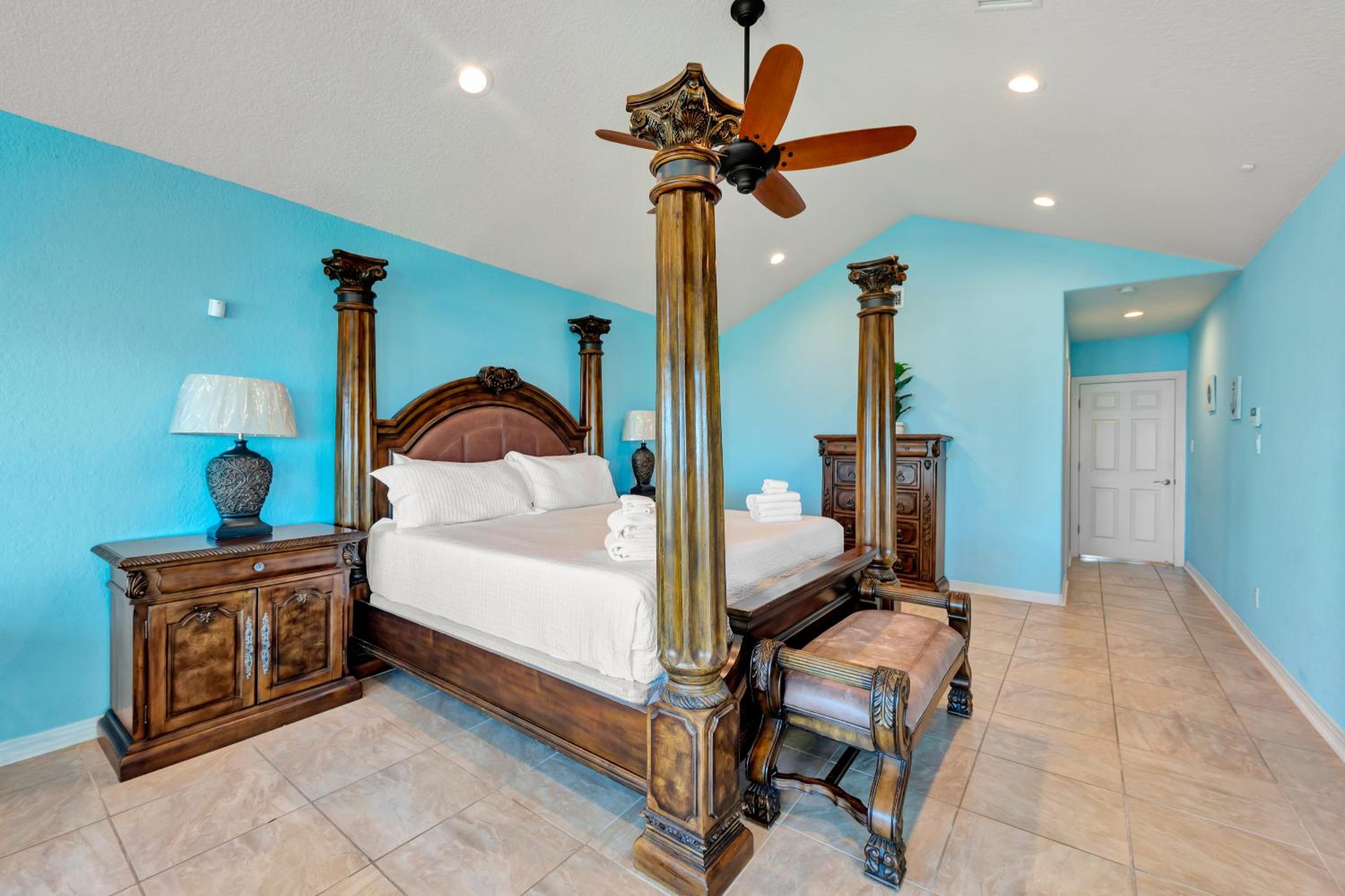 Executive Beach Paradise SH7345