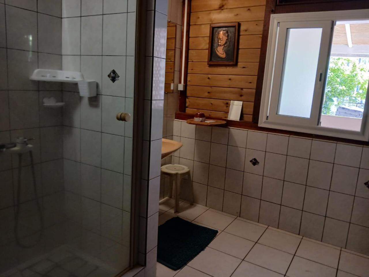 Photo 33