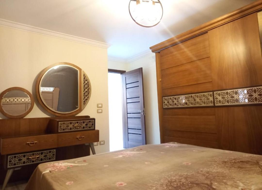 FREE Airport Pick-Up, Luxury Apartment at the centre of Cairo with all facilities