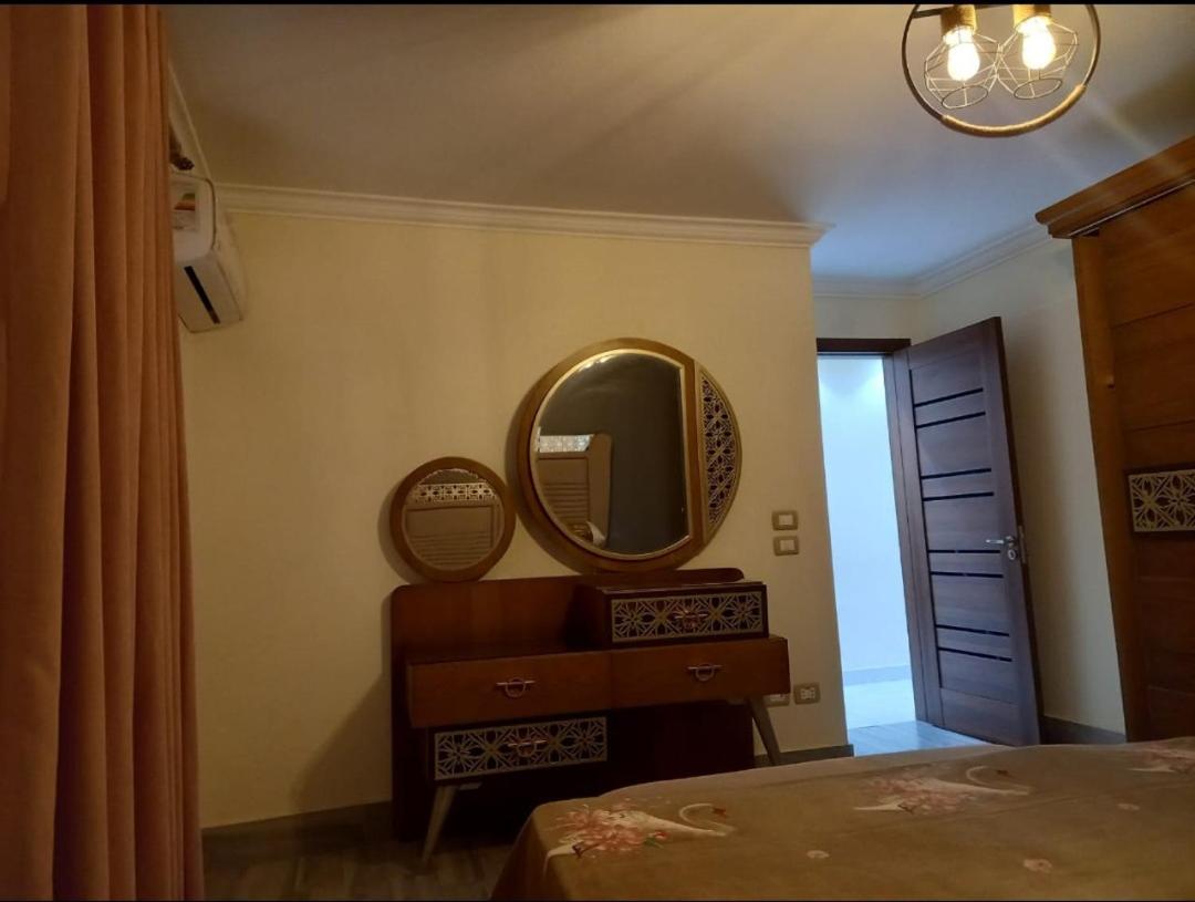 FREE Airport Pick-Up, Luxury Apartment at the centre of Cairo with all facilities