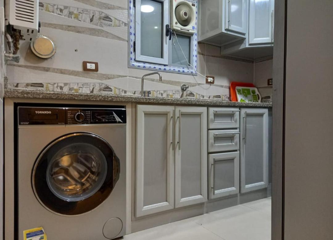 FREE Airport Pick-Up, Luxury Apartment at the centre of Cairo with all facilities