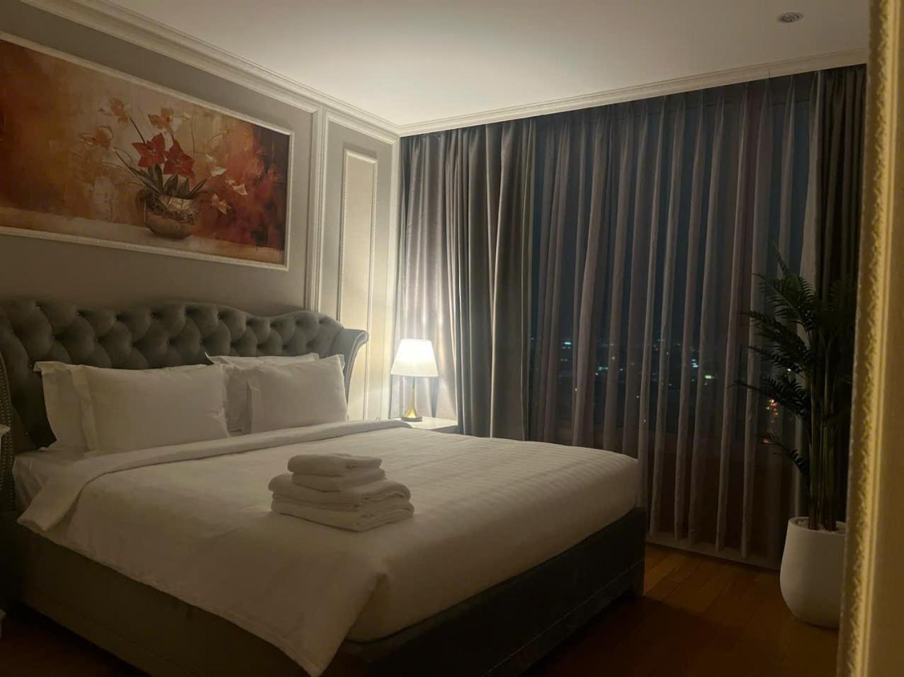 Leman Luxury Suites